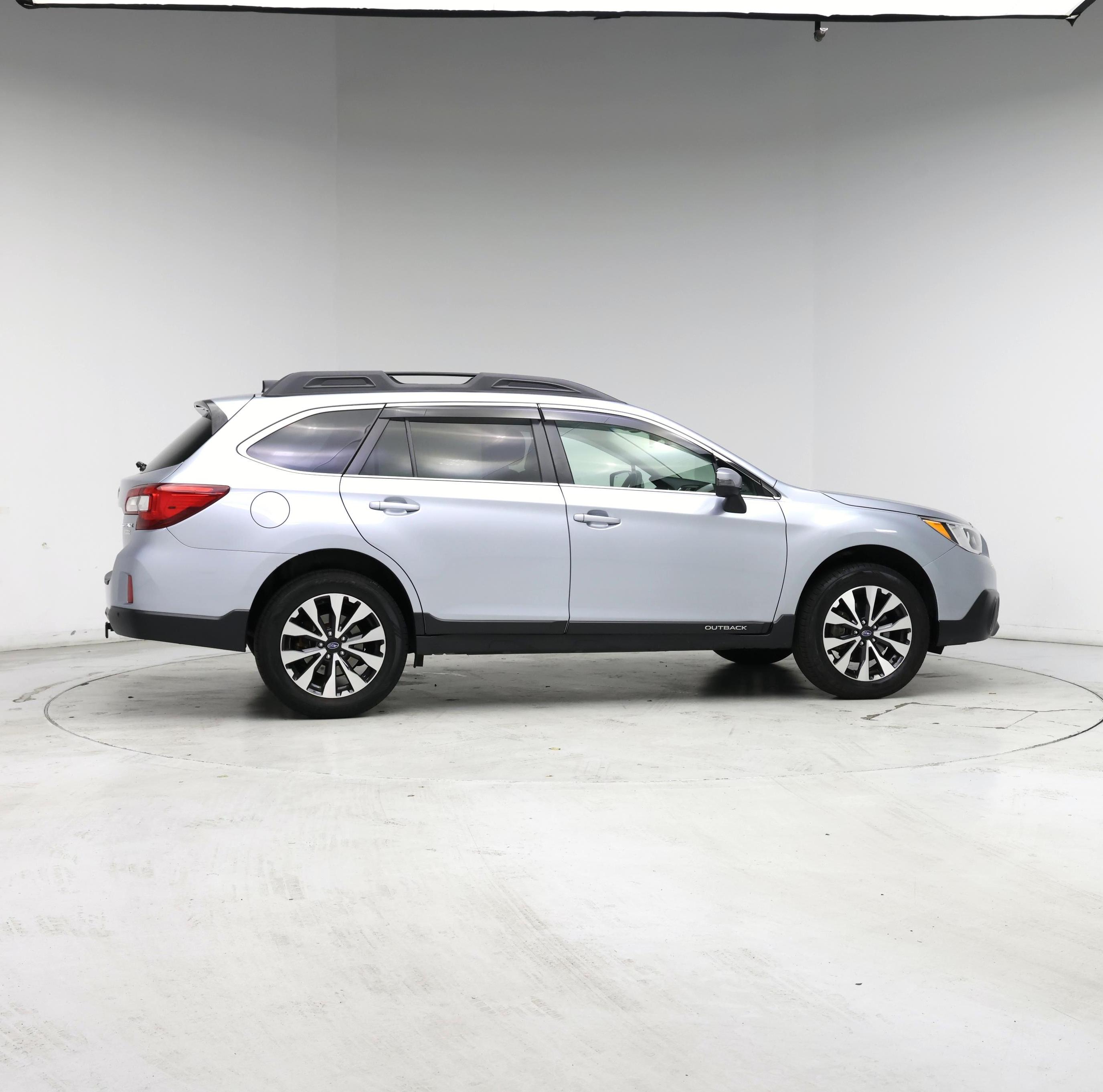 Thumbnail: 2017 Subaru Outback - 7