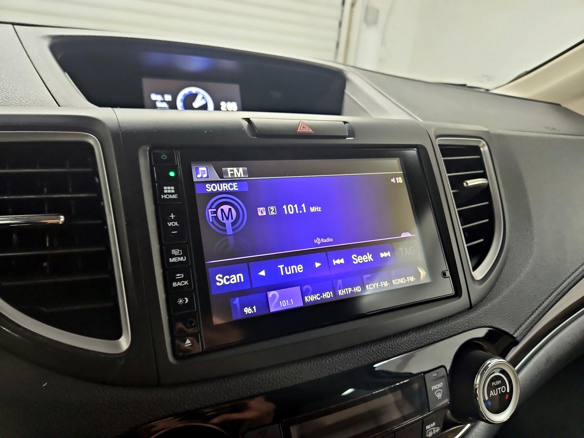 Thumbnail: 2015 Honda CR-V - 16