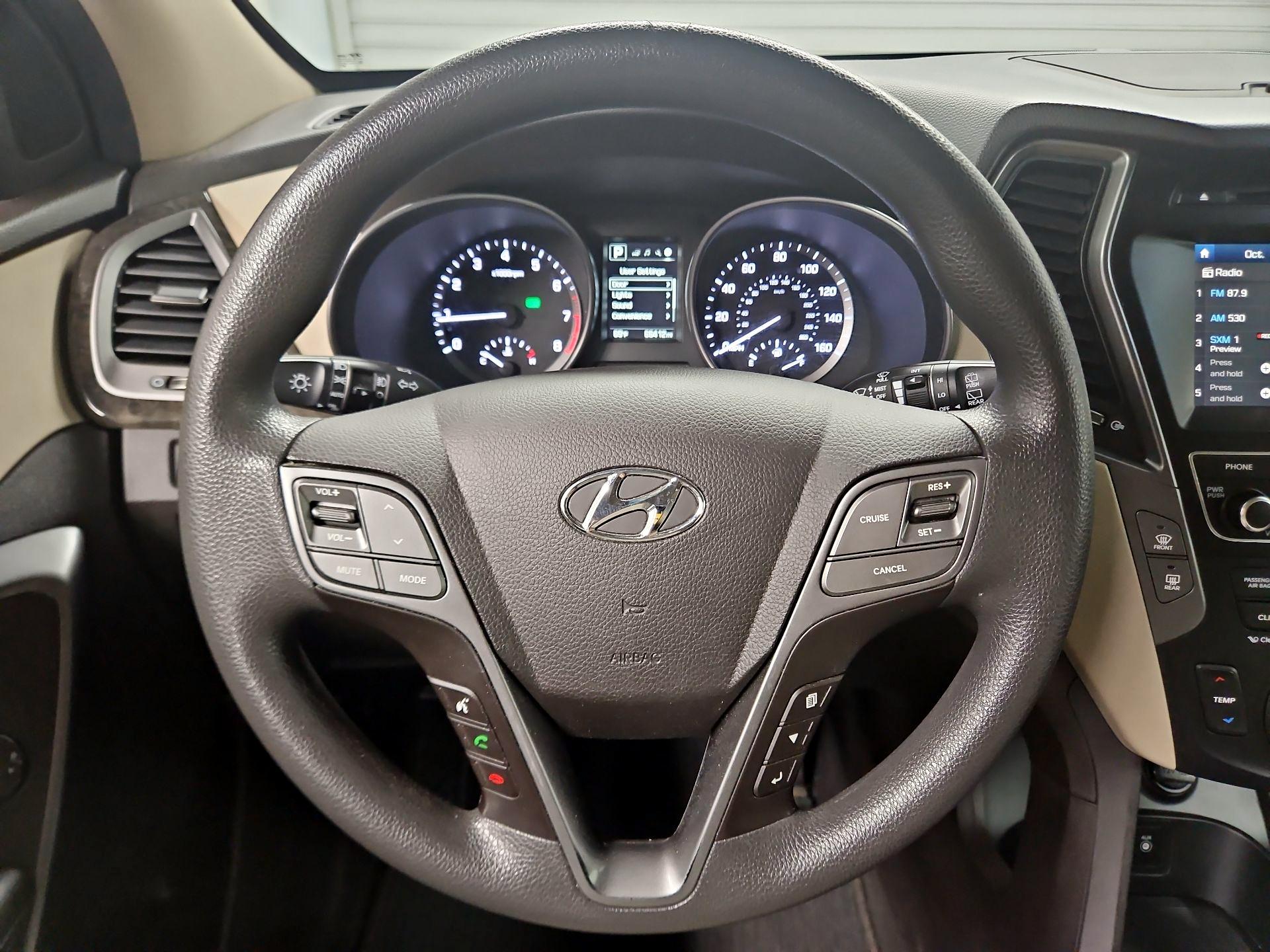 Thumbnail: 2017 Hyundai Santa Fe - 10