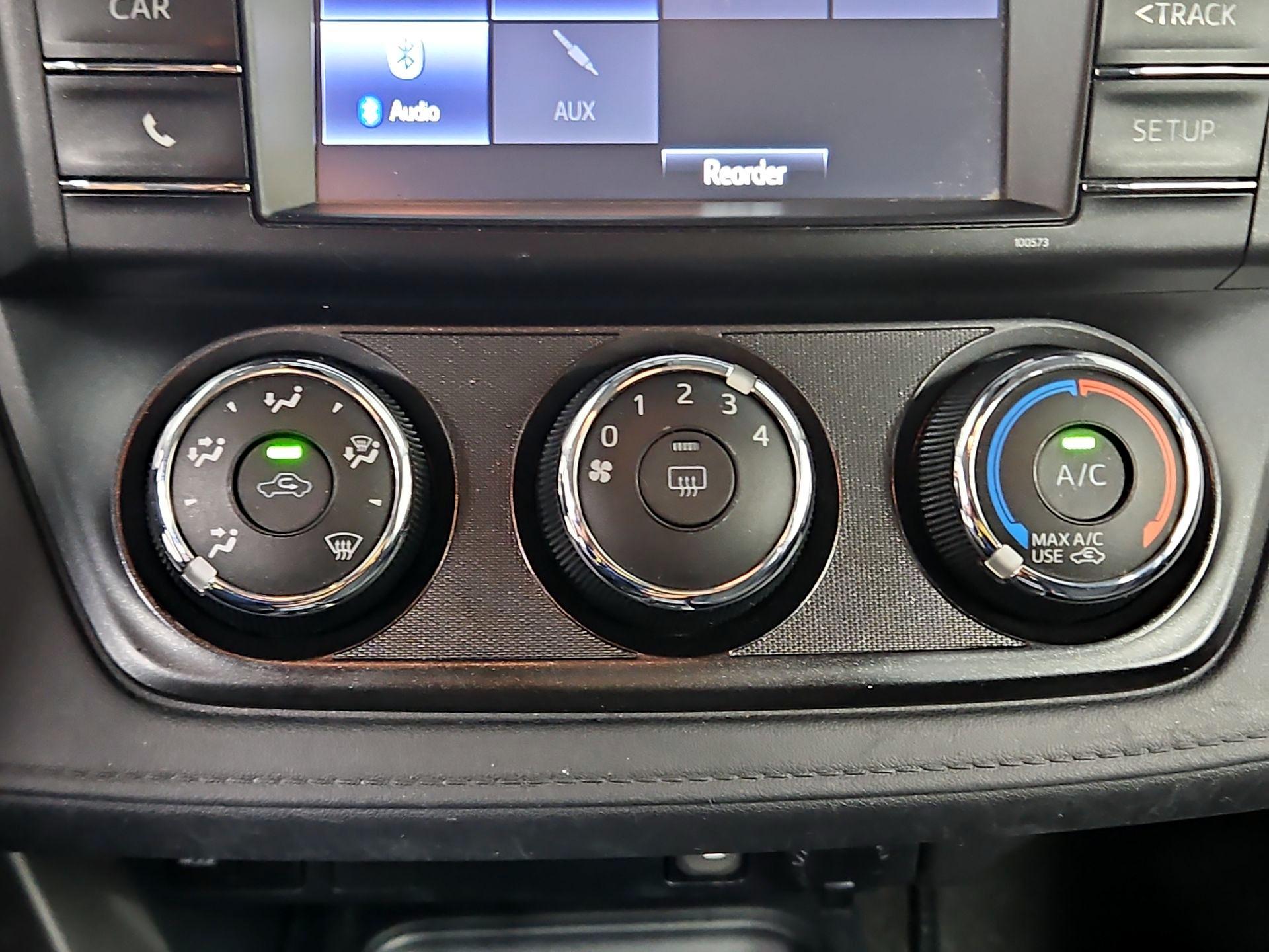 Thumbnail: 2017 Toyota RAV4 - 16