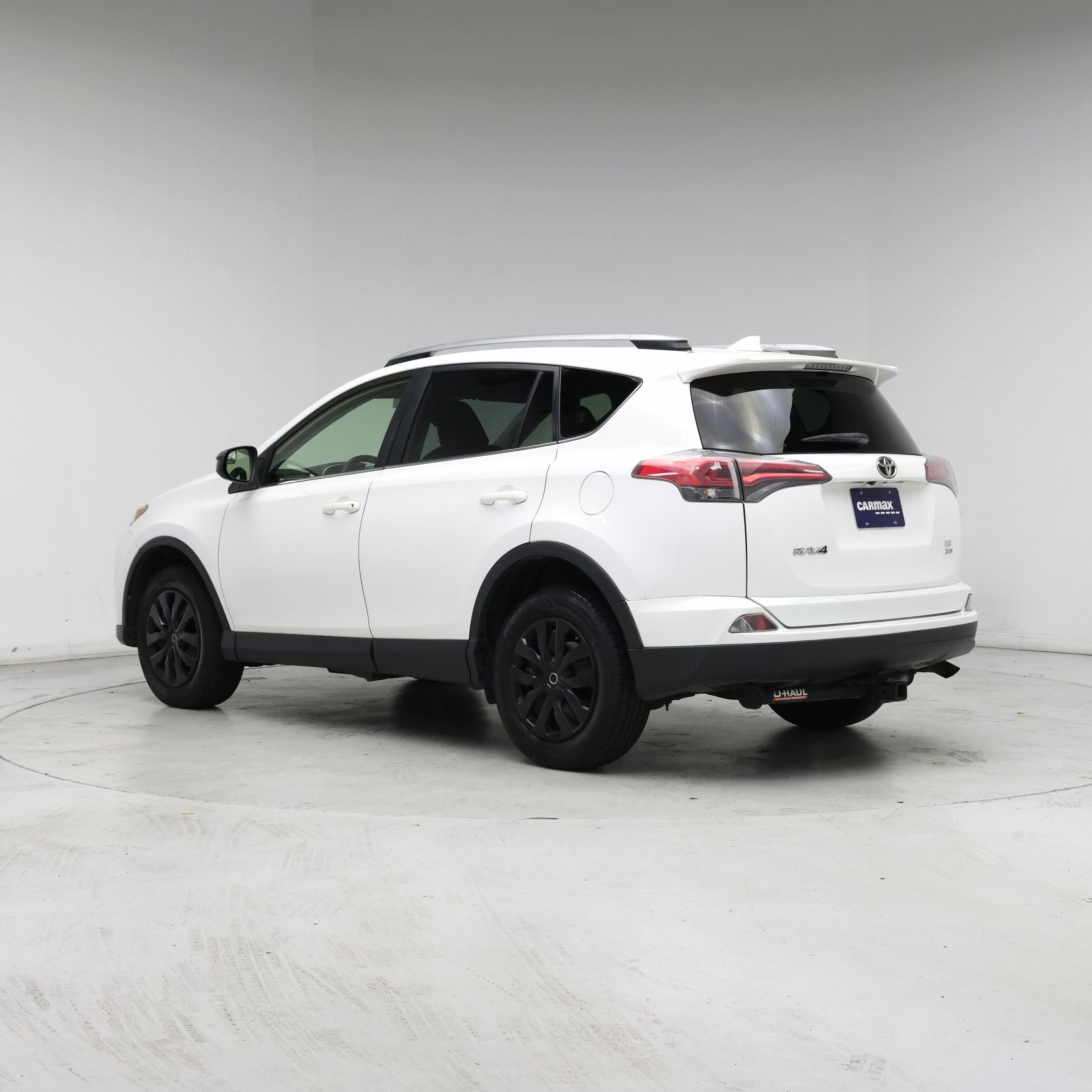 Thumbnail: 2017 Toyota RAV4 - 2