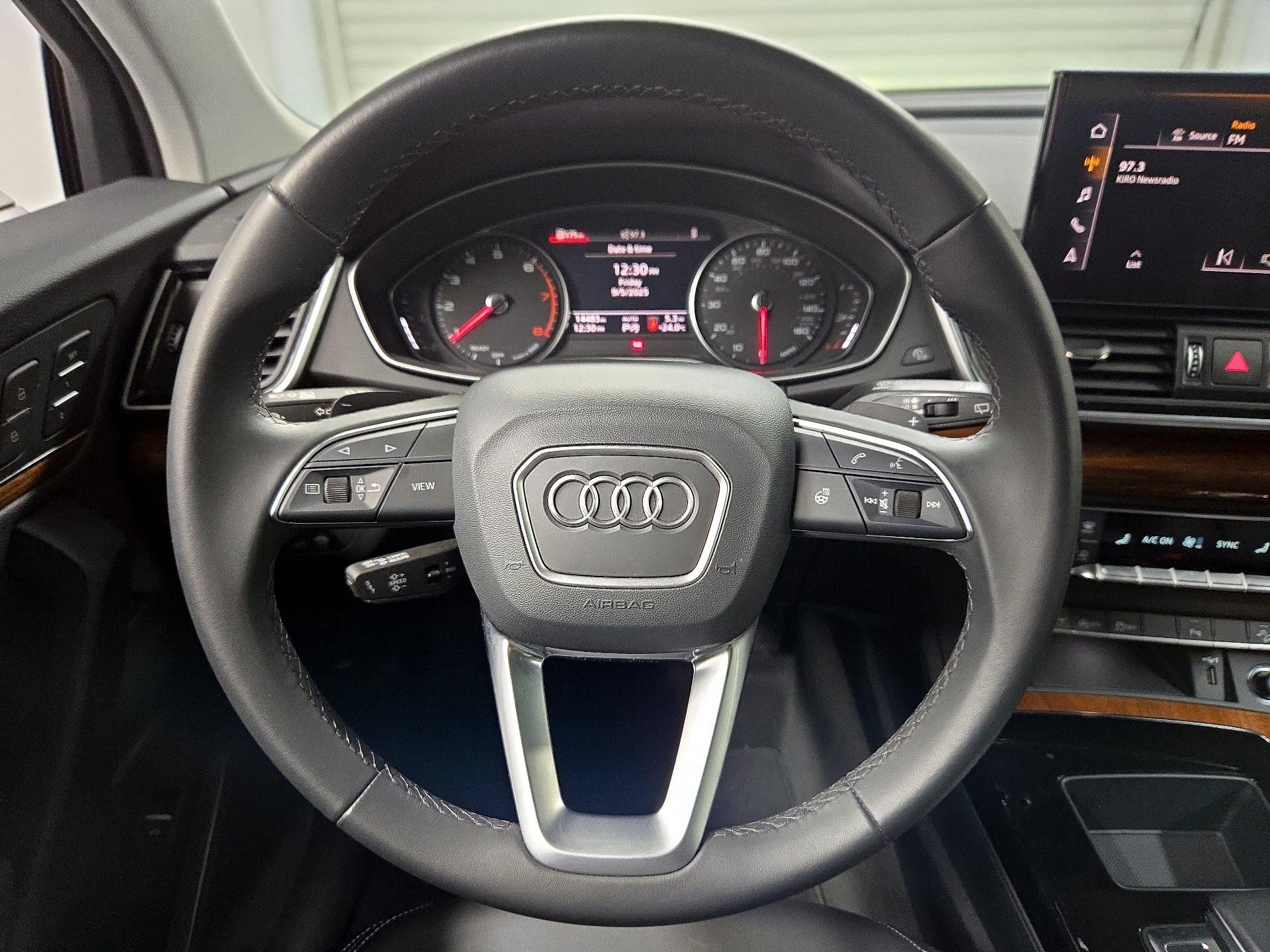 Thumbnail: 2023 Audi Q5 - 10