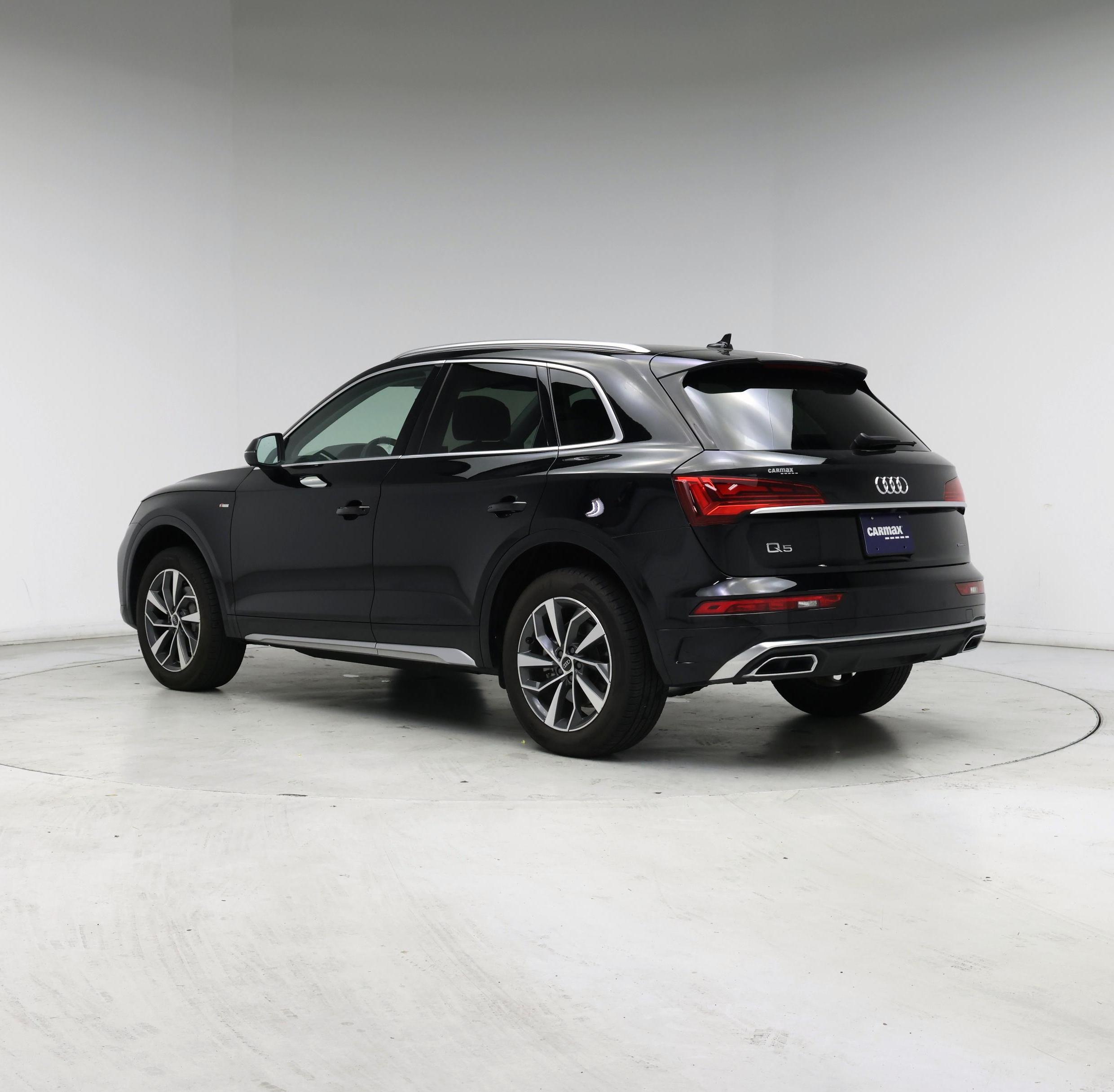 Thumbnail: 2023 Audi Q5 - 2