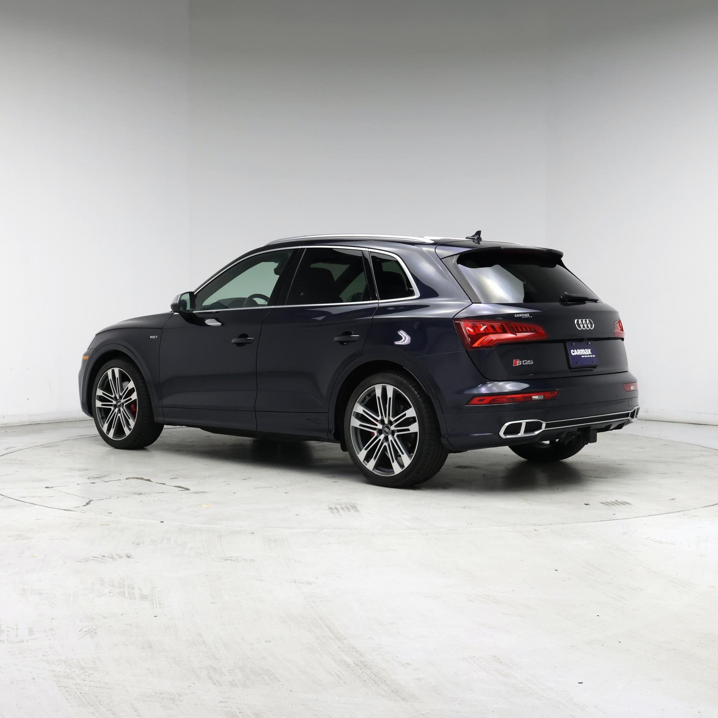 Thumbnail: 2018 Audi SQ5 - 2