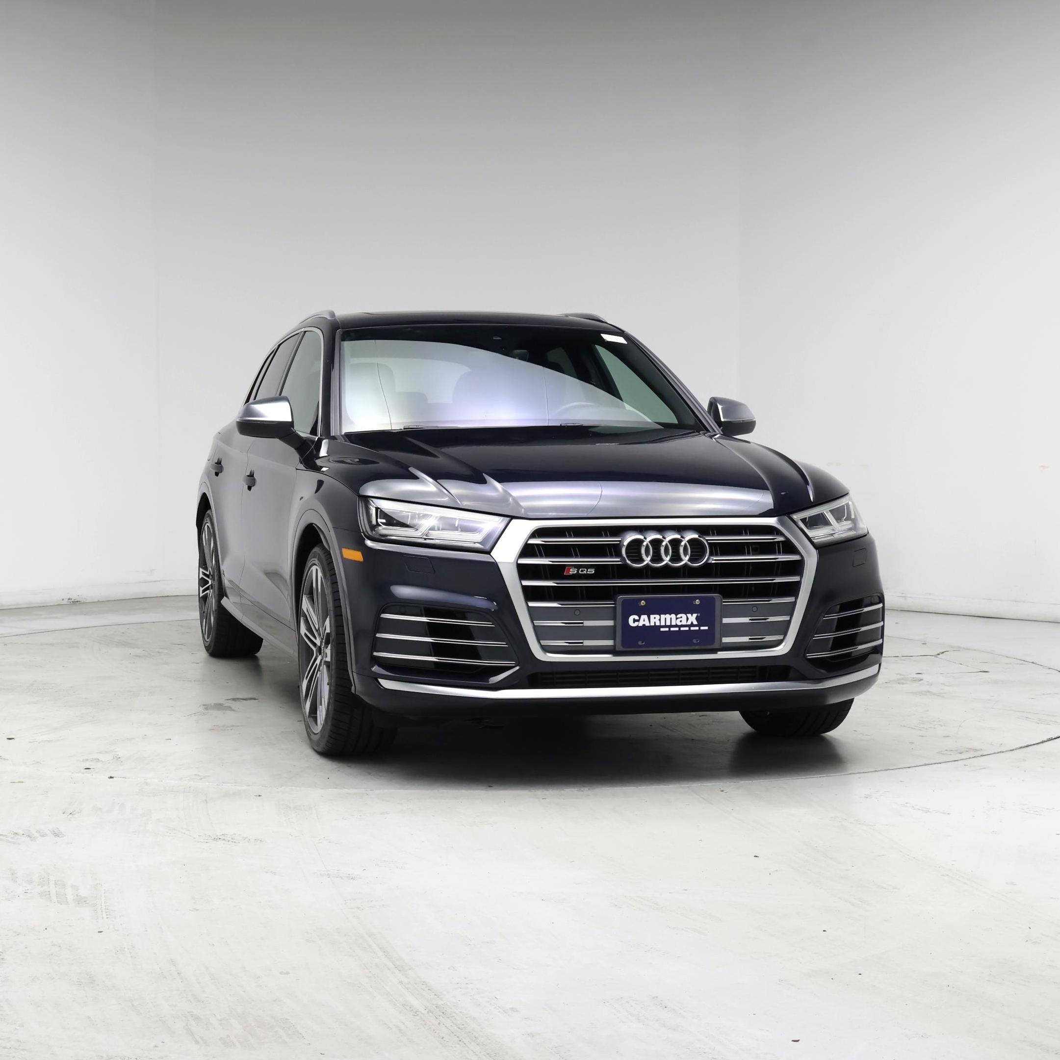 Thumbnail: 2018 Audi SQ5 - 5