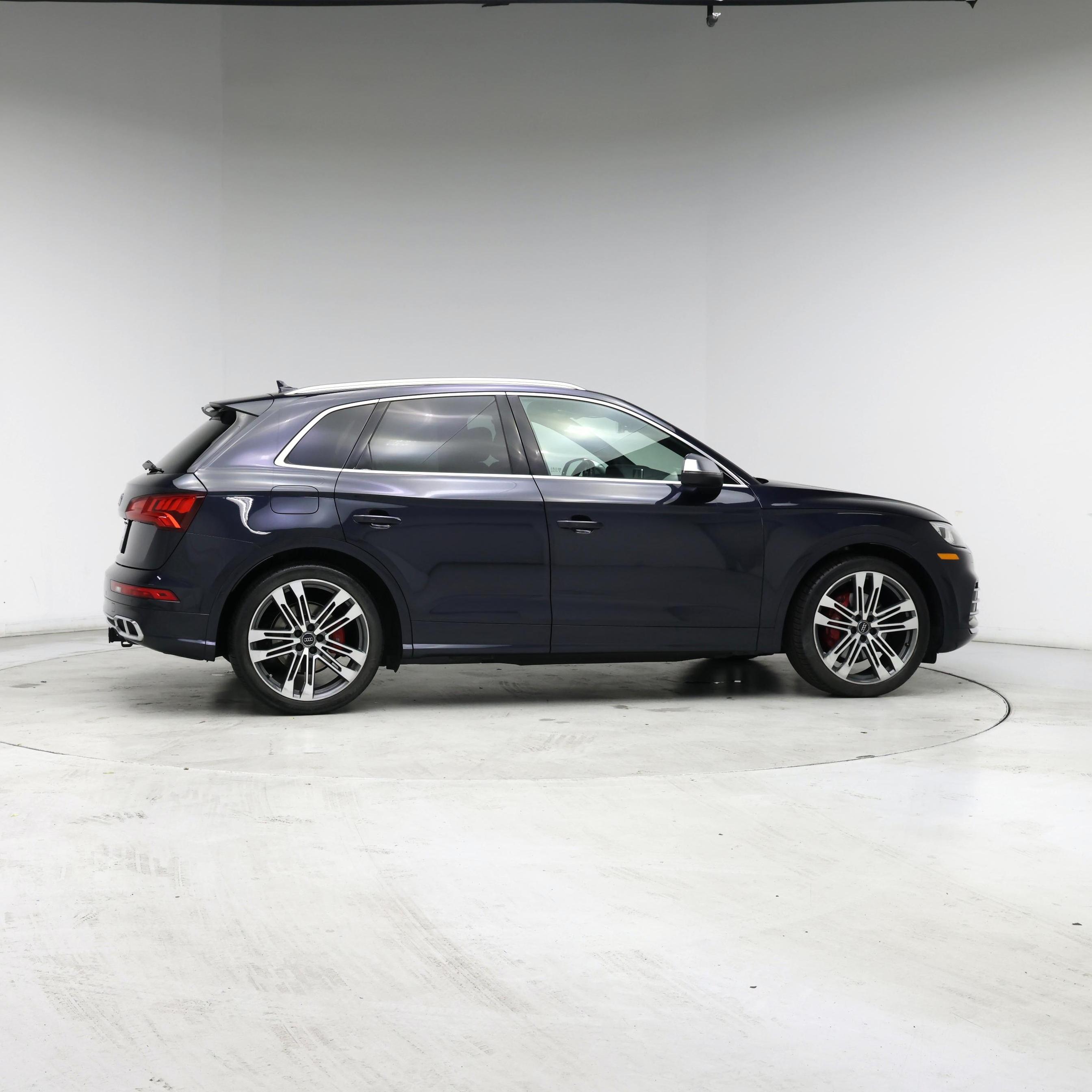 Thumbnail: 2018 Audi SQ5 - 7