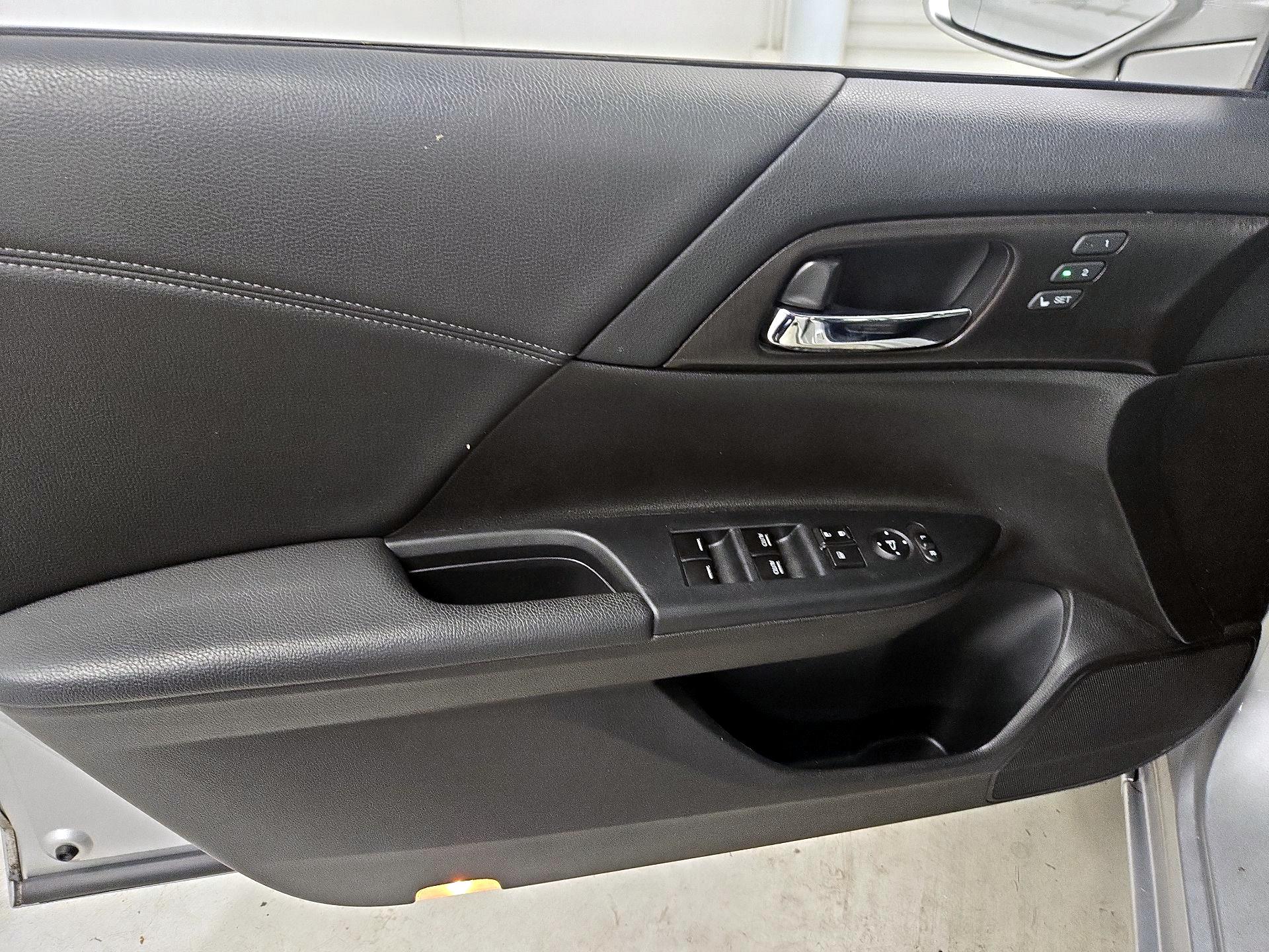 Thumbnail: 2014 Honda Accord - 12