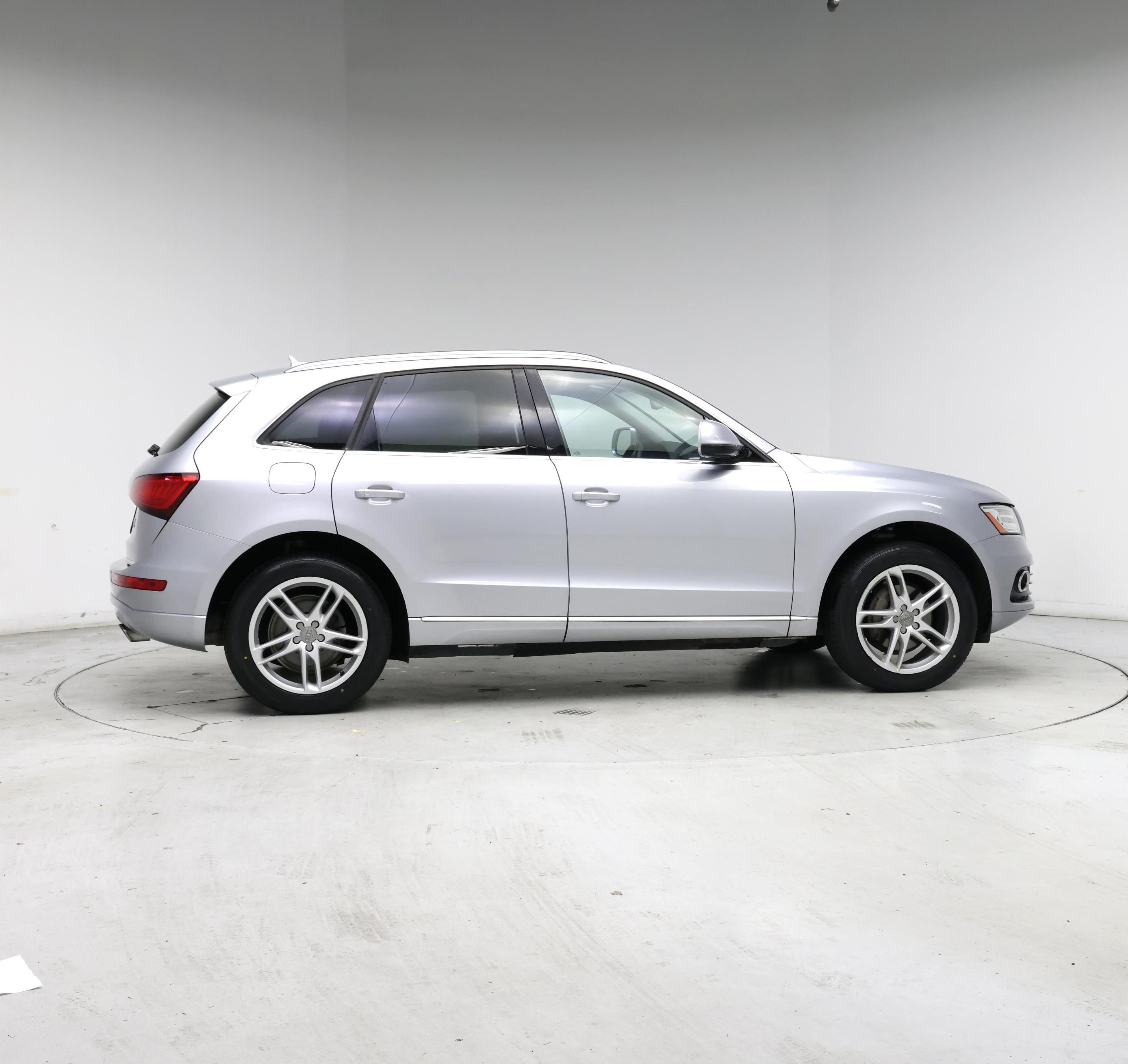 Thumbnail: 2017 Audi Q5 - 7