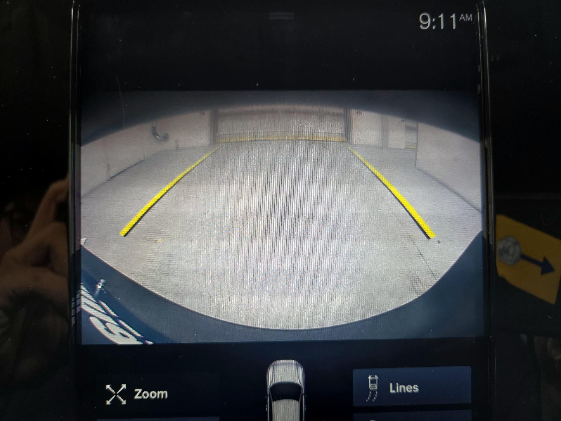 Thumbnail: 2020 Volvo XC40 - 14