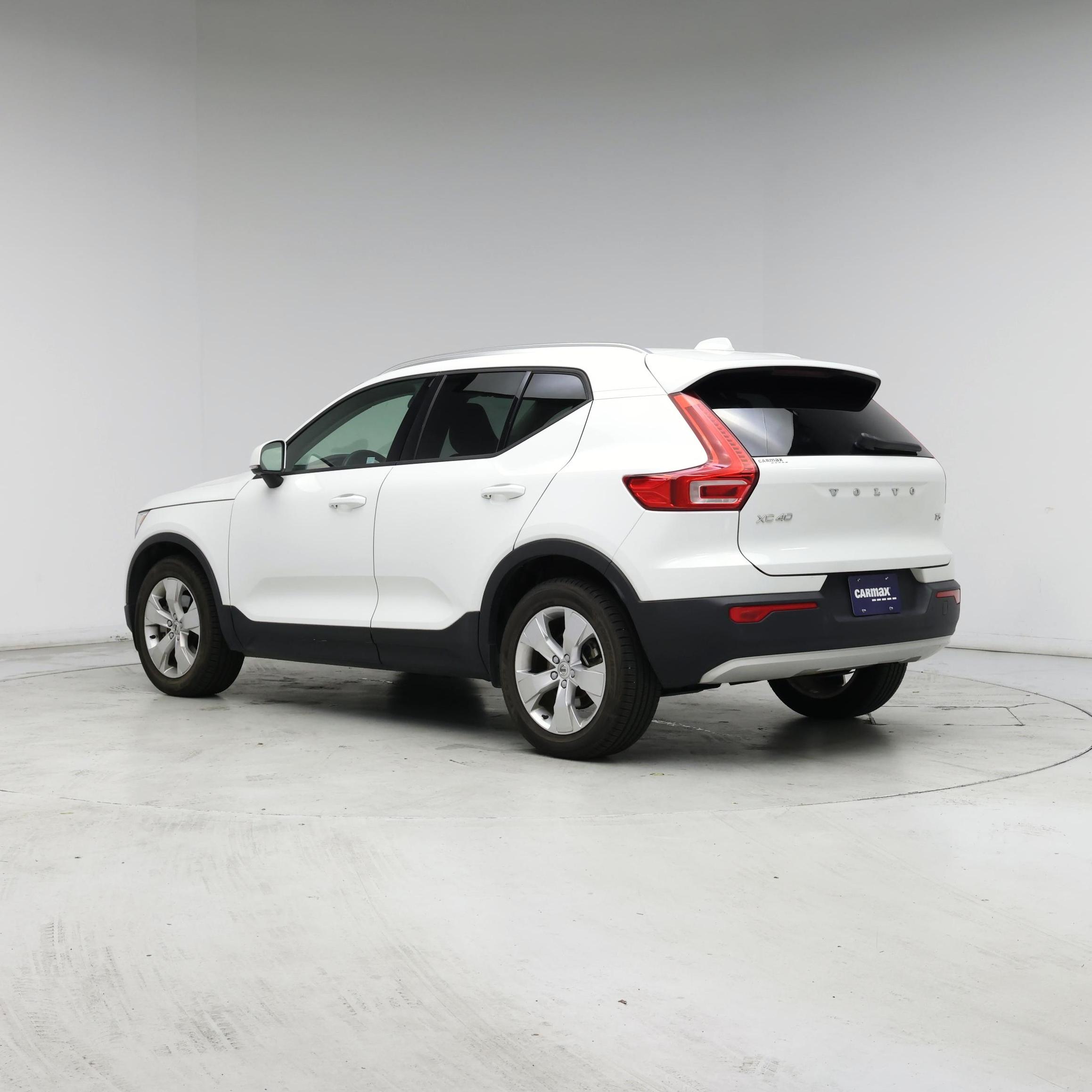 Thumbnail: 2020 Volvo XC40 - 2