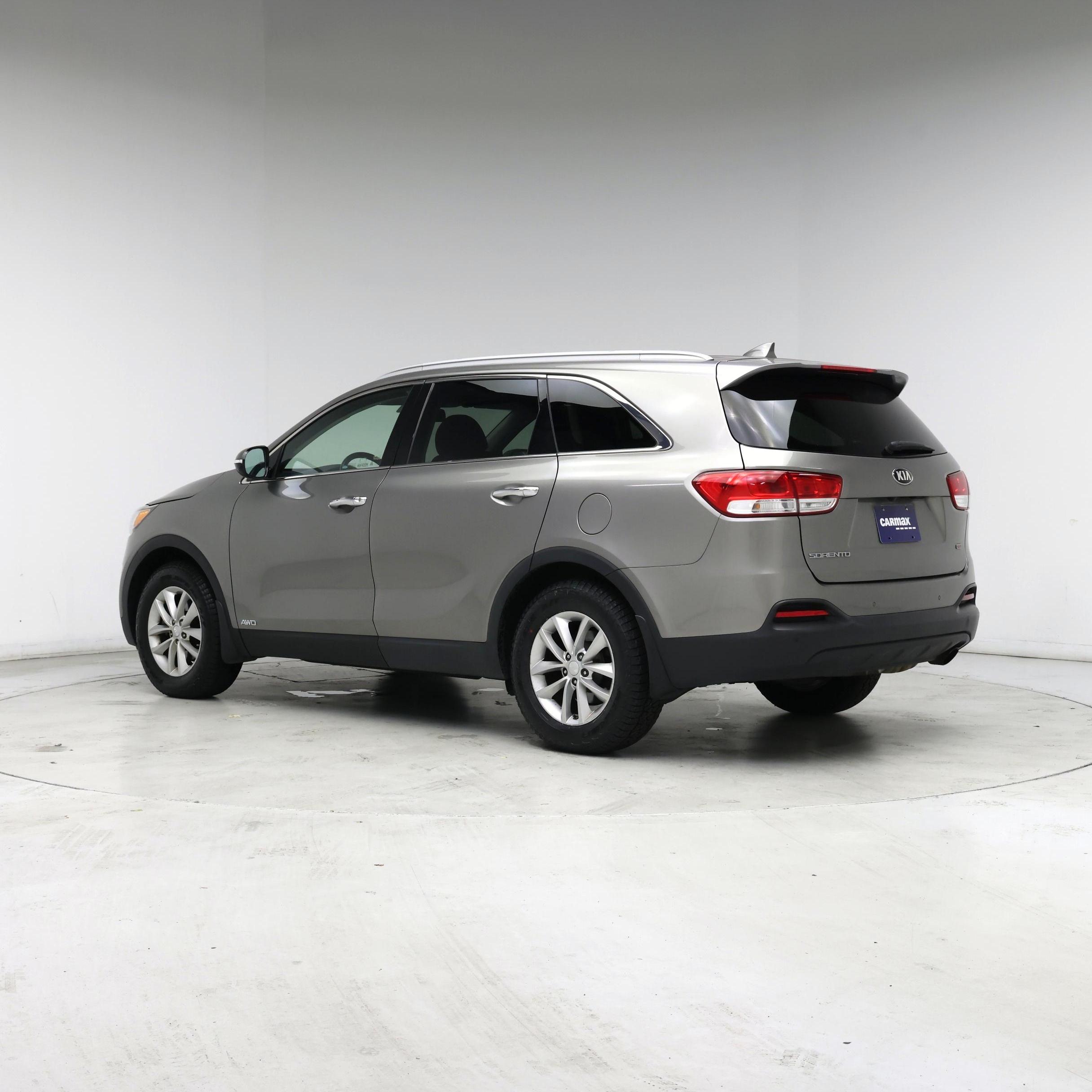 Thumbnail: 2018 Kia Sorento - 2