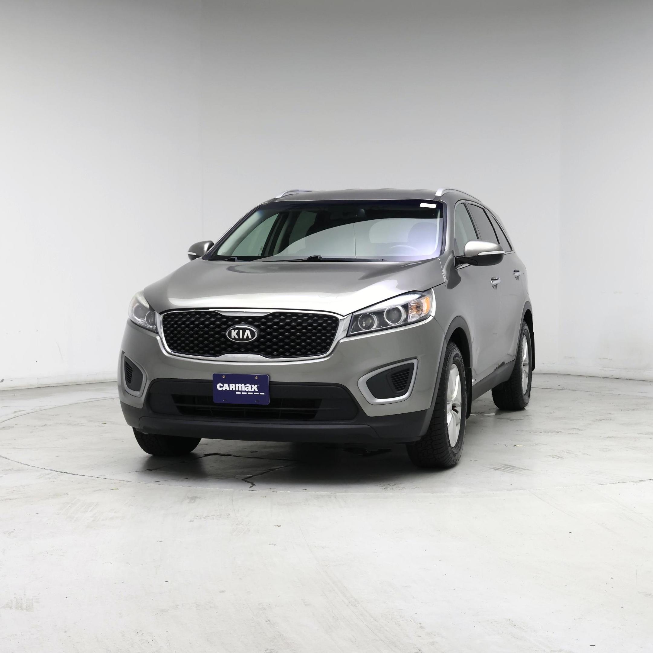 Thumbnail: 2018 Kia Sorento - 4