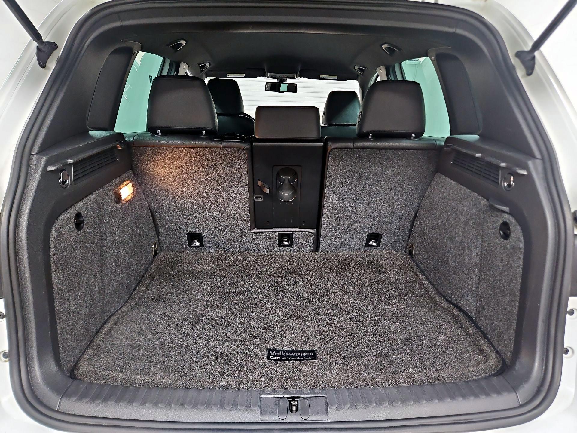 Thumbnail: 2016 Volkswagen Tiguan - 20