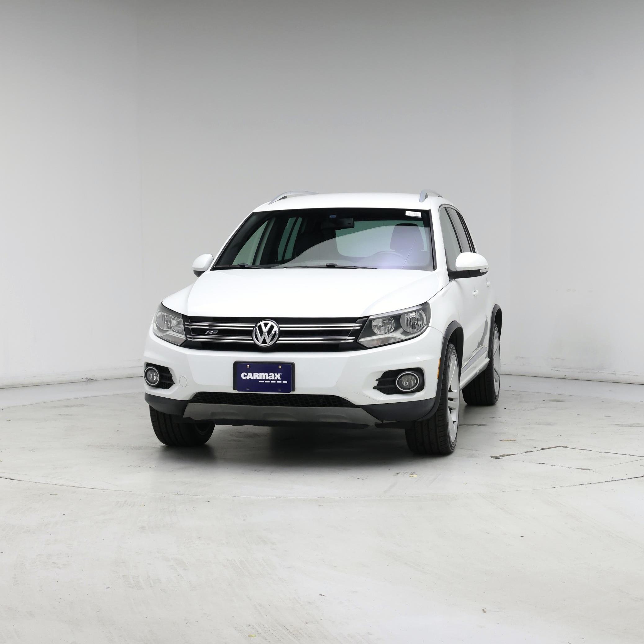 Thumbnail: 2016 Volkswagen Tiguan - 4