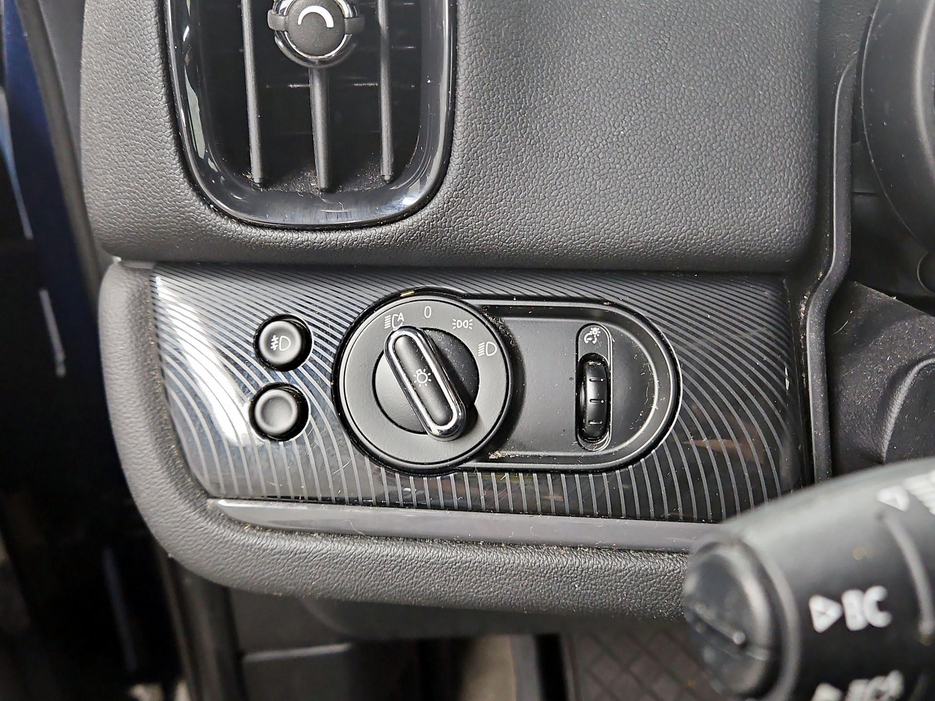 Thumbnail: 2019 MINI Cooper Countryman - 13