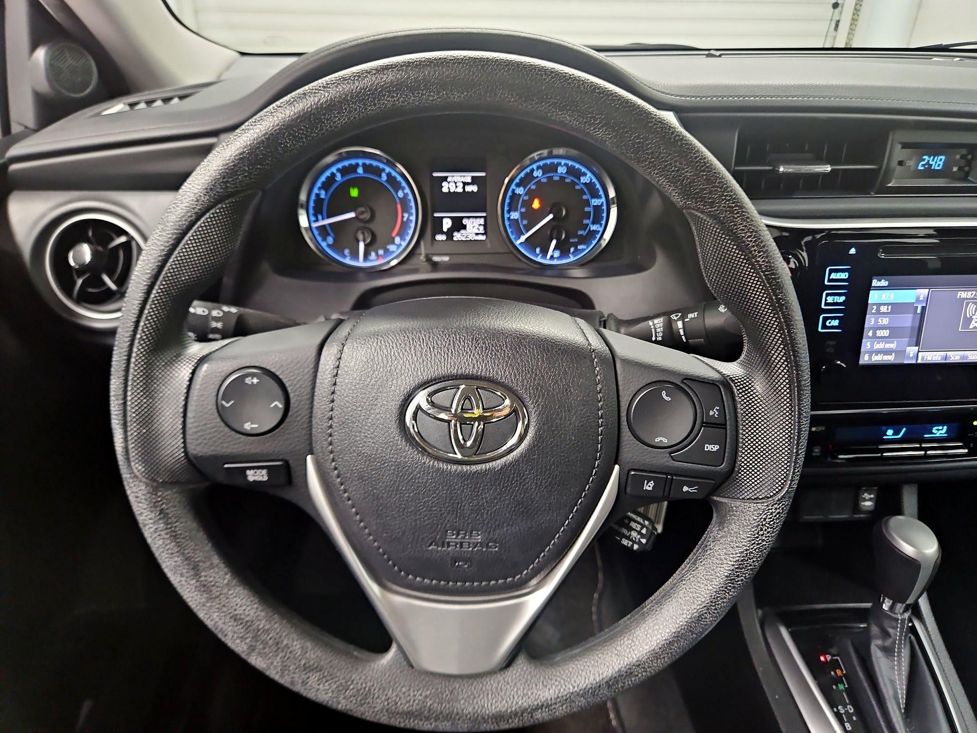 Thumbnail: 2017 Toyota Corolla - 10