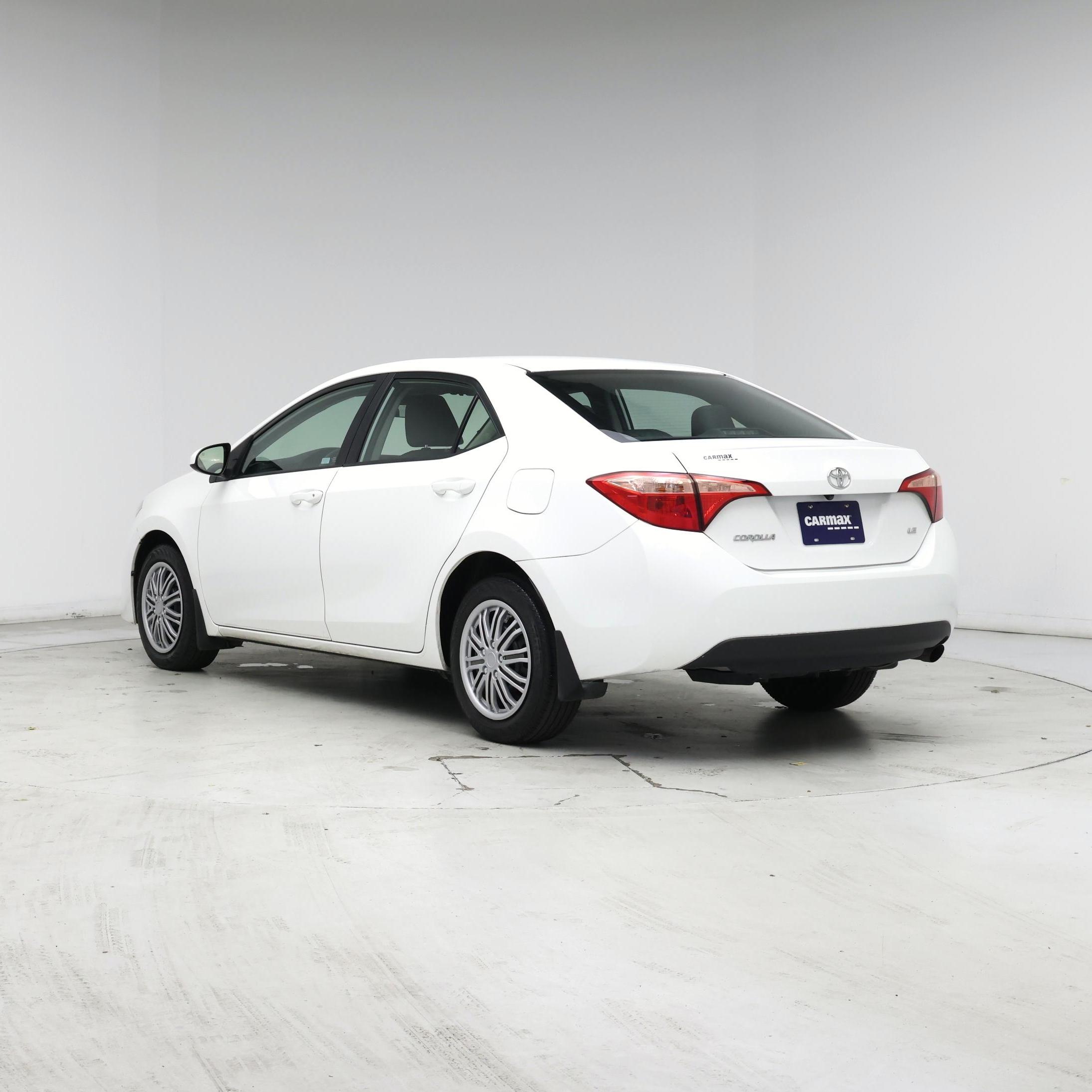 Thumbnail: 2017 Toyota Corolla - 2