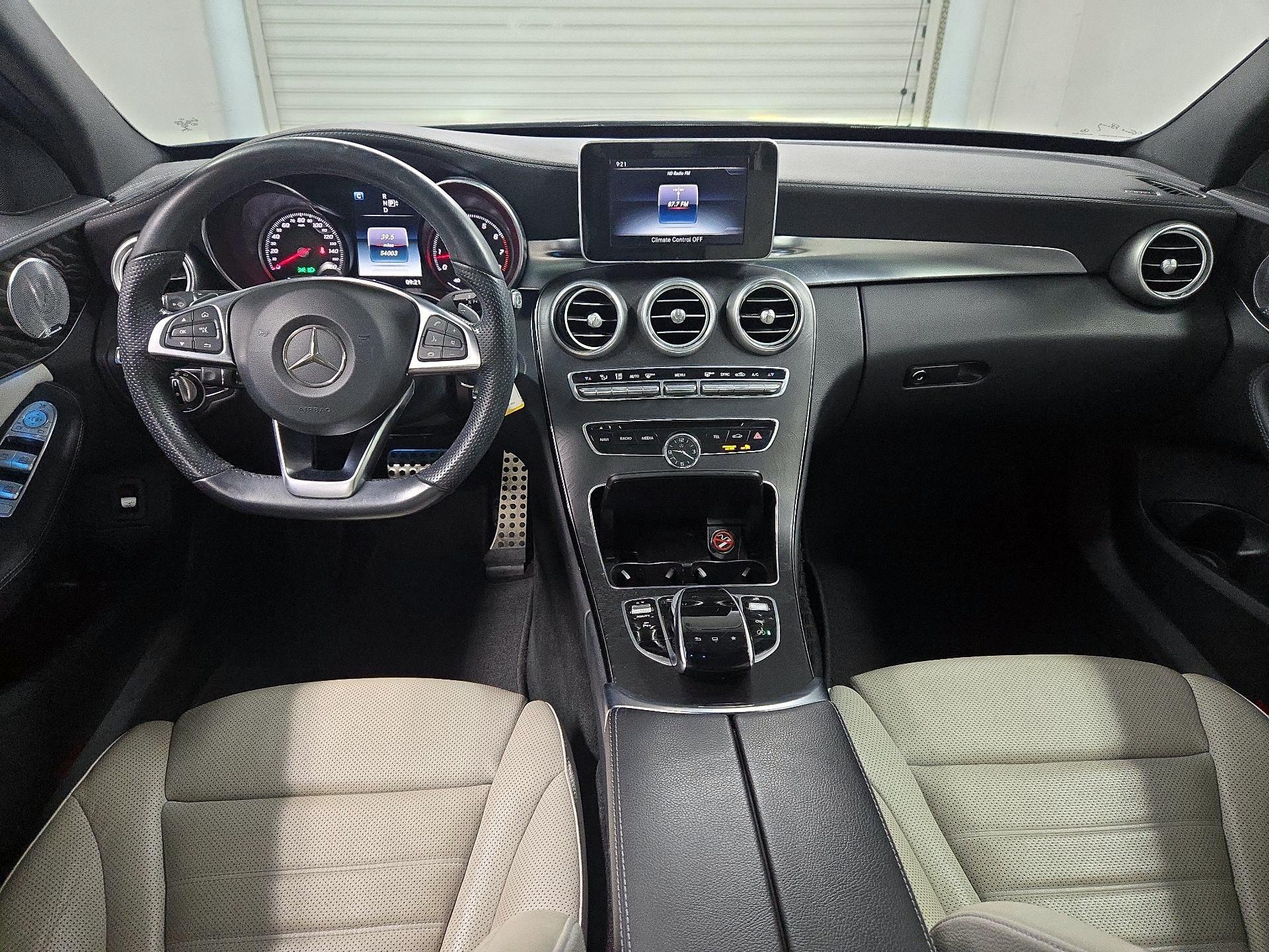 Thumbnail: 2015 Mercedes-Benz C-Class - 9