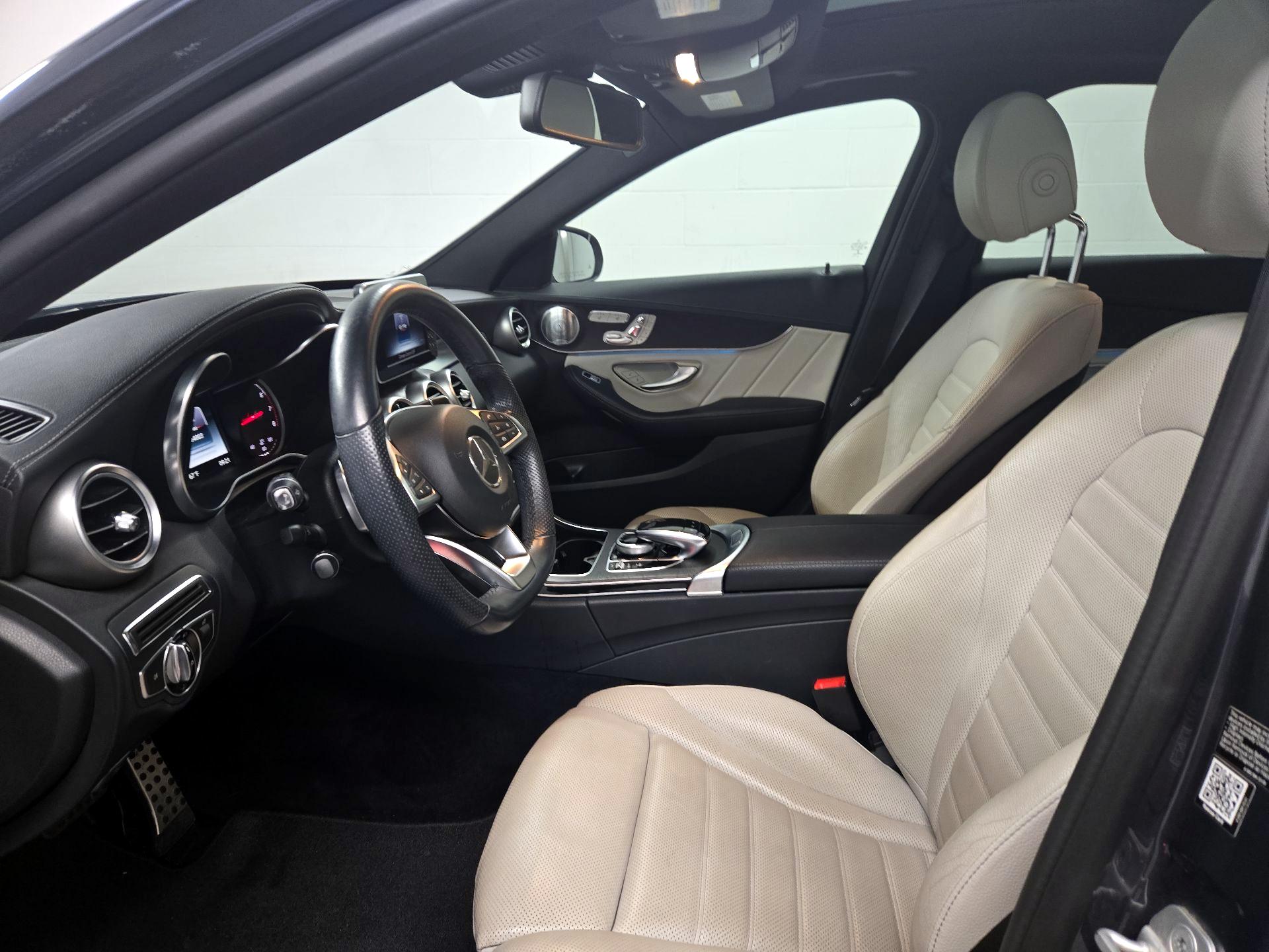 Thumbnail: 2015 Mercedes-Benz C-Class - 11