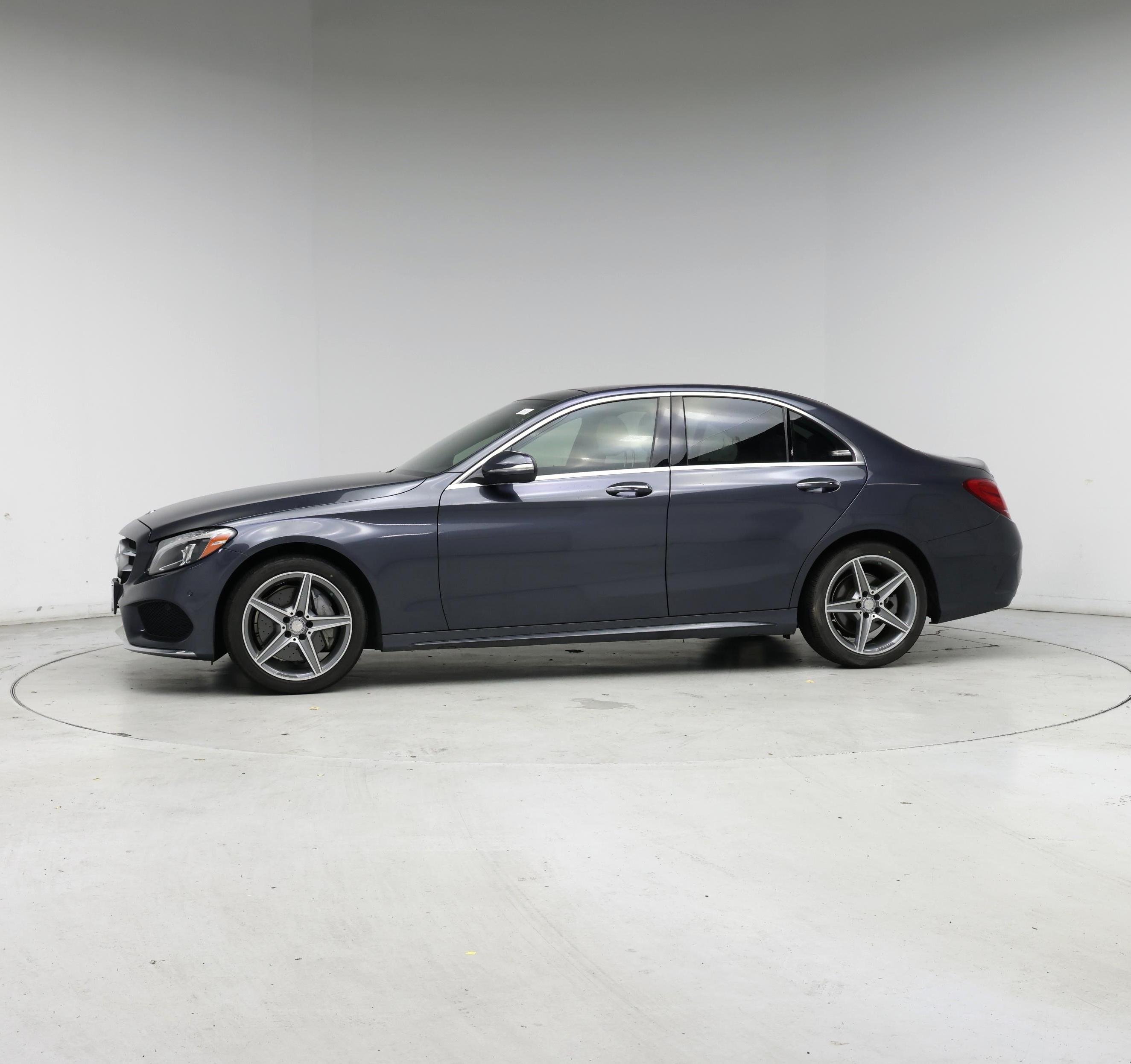 Thumbnail: 2015 Mercedes-Benz C-Class - 3