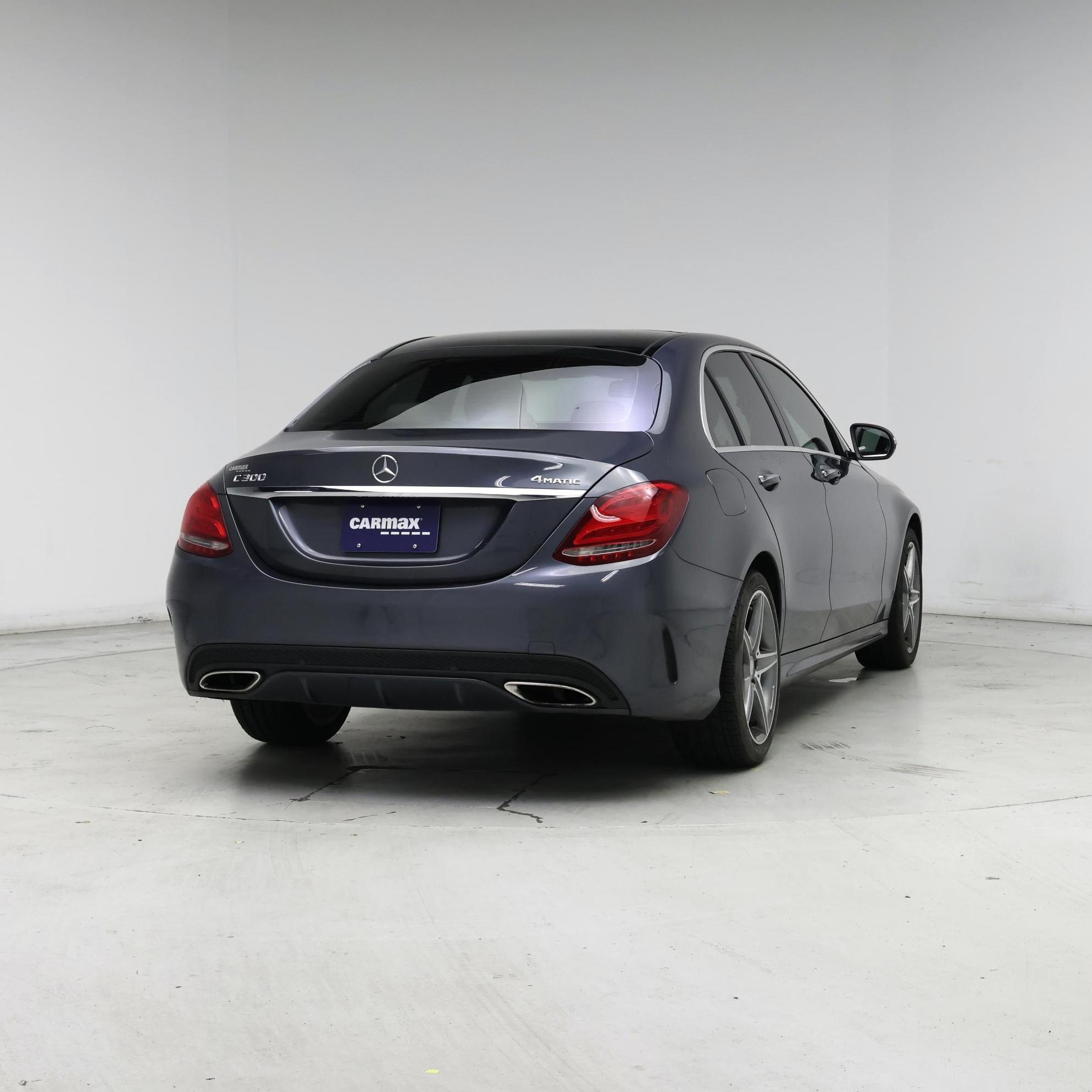 Thumbnail: 2015 Mercedes-Benz C-Class - 8