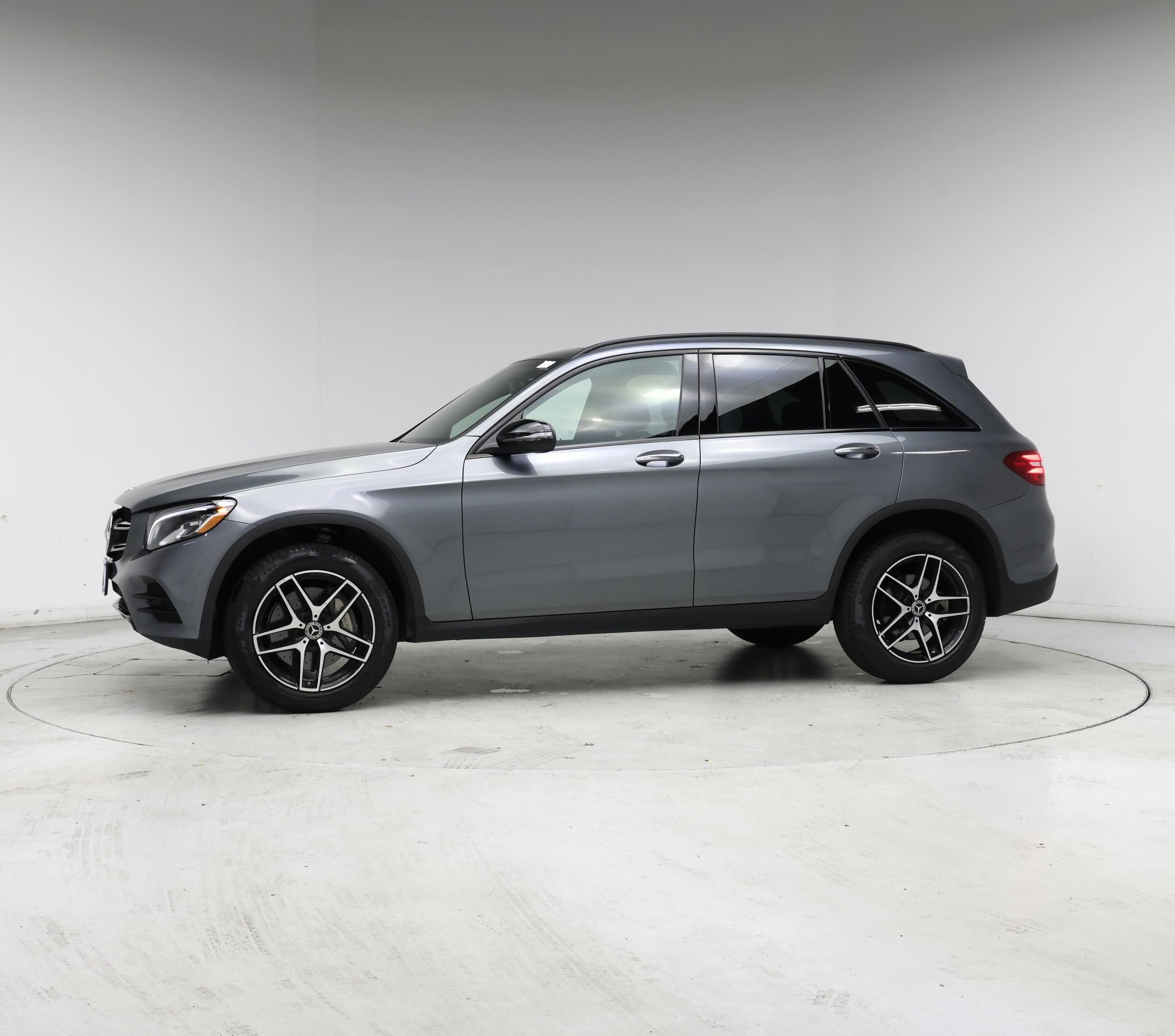 Thumbnail: 2019 Mercedes-Benz GLC - 3