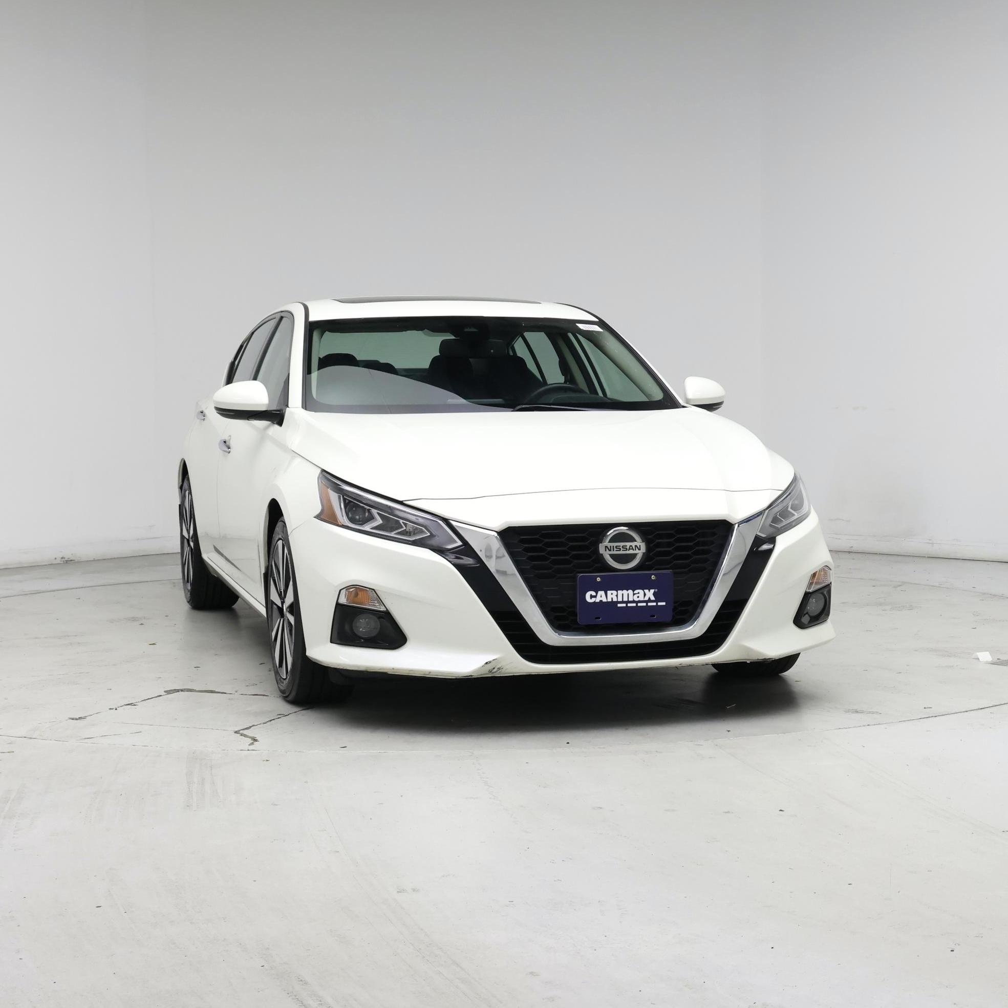 Thumbnail: 2019 Nissan Altima - 5