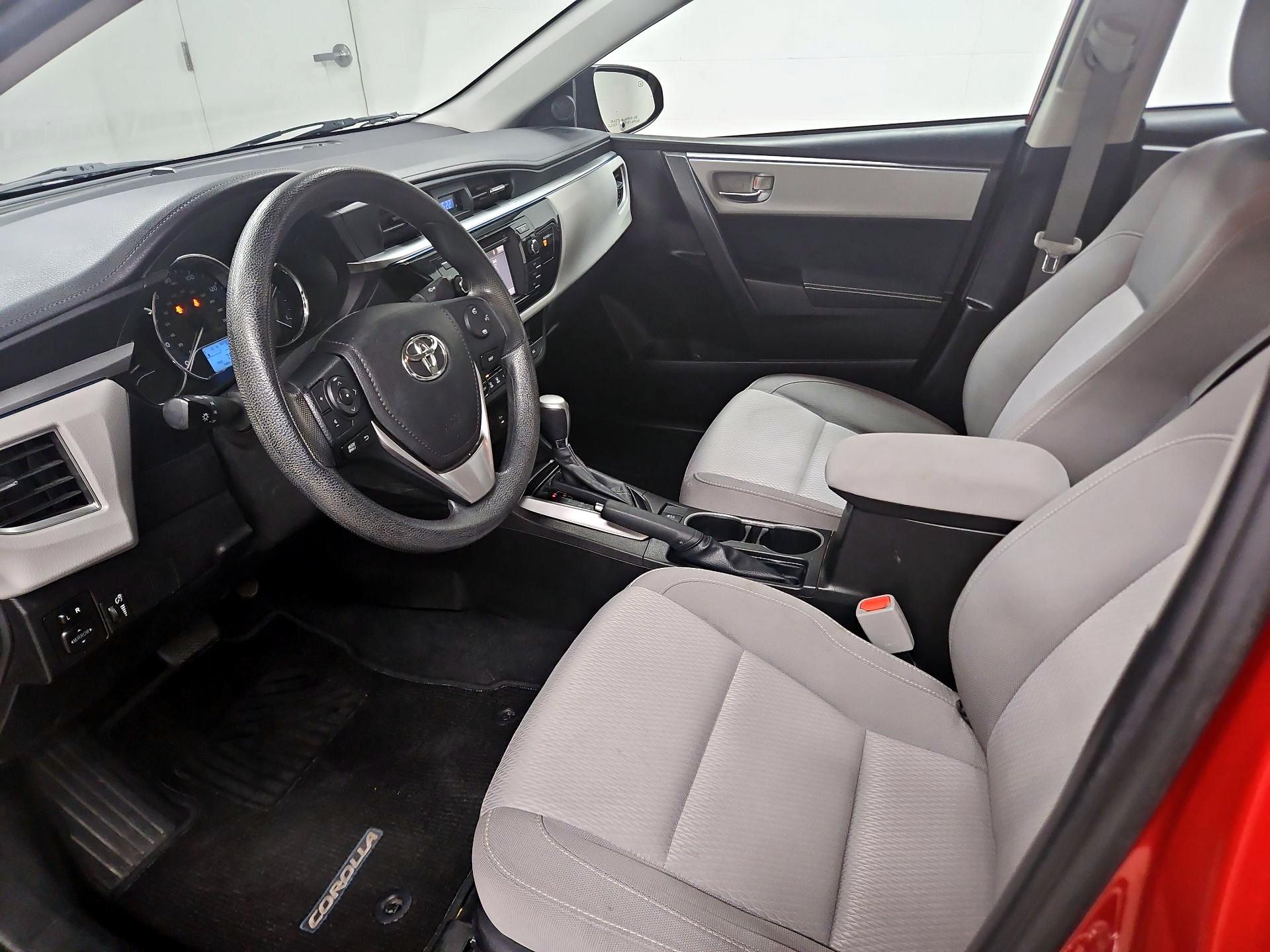 Thumbnail: 2015 Toyota Corolla - 11