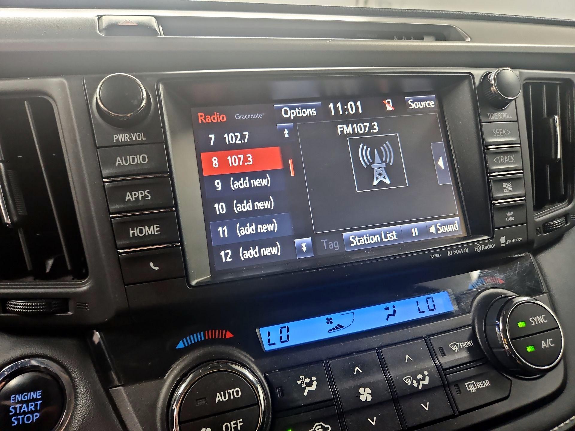 Thumbnail: 2018 Toyota RAV4 - 15