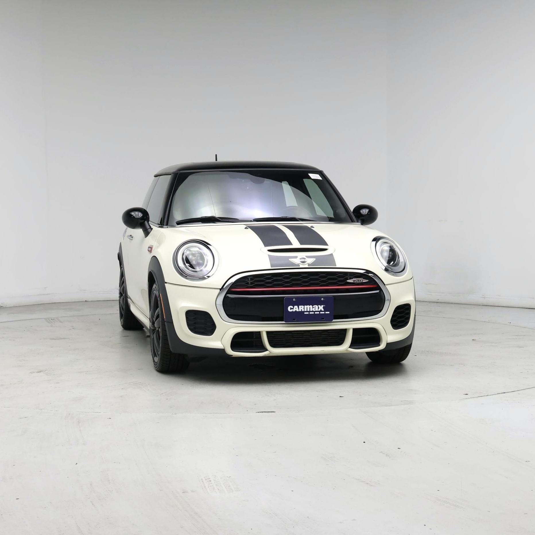 Thumbnail: 2017 MINI Cooper Hardtop - 5