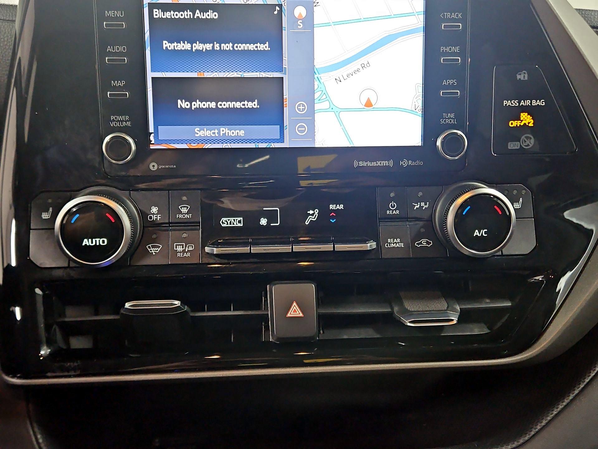 Thumbnail: 2020 Toyota Highlander - 17