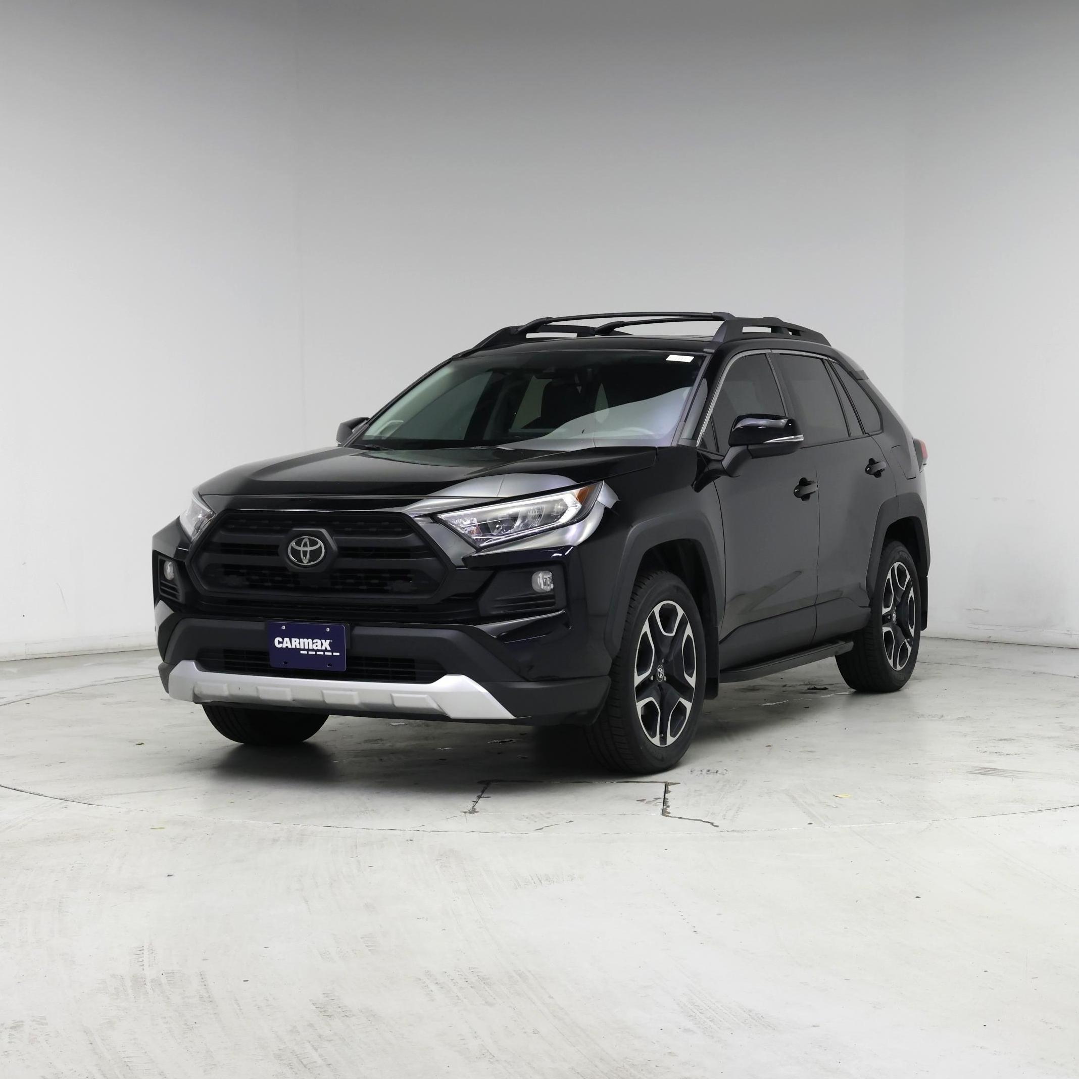 Thumbnail: 2019 Toyota RAV4 - 4