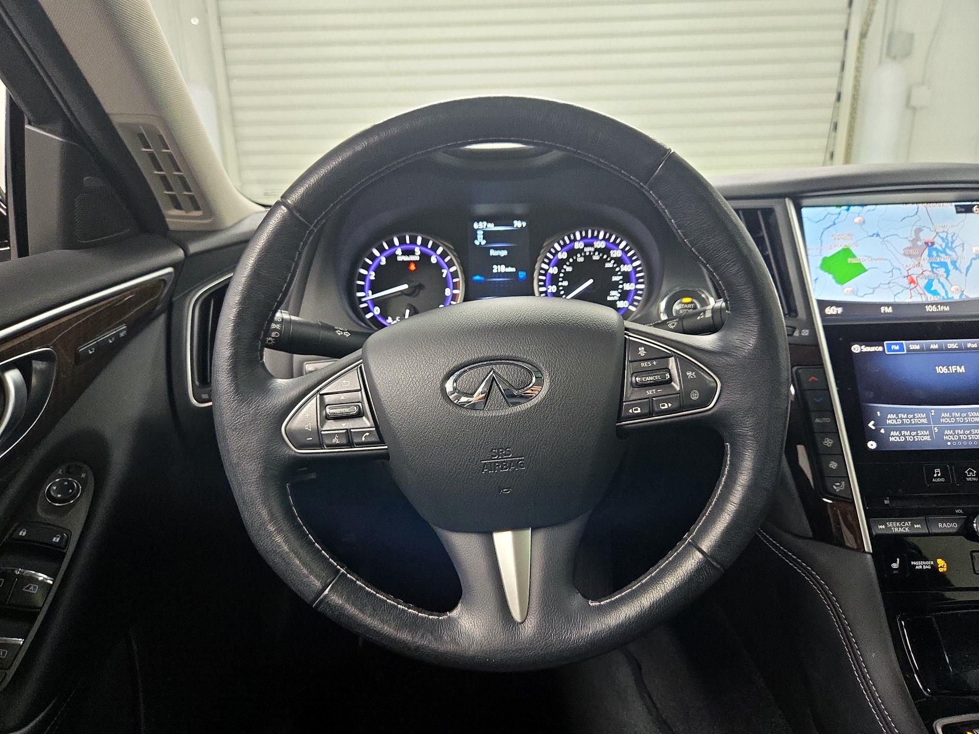 Thumbnail: 2015 INFINITI Q50 - 10