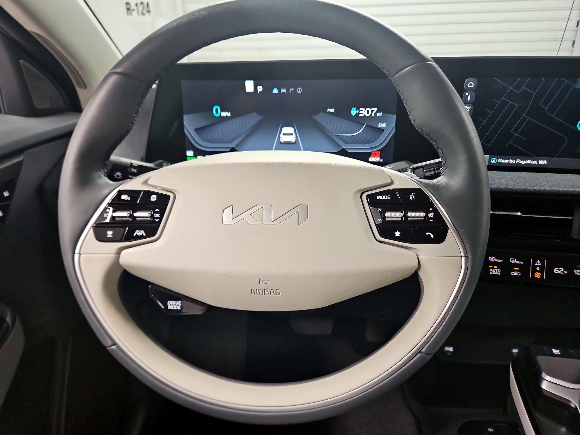 Thumbnail: 2024 Kia EV6 - 10