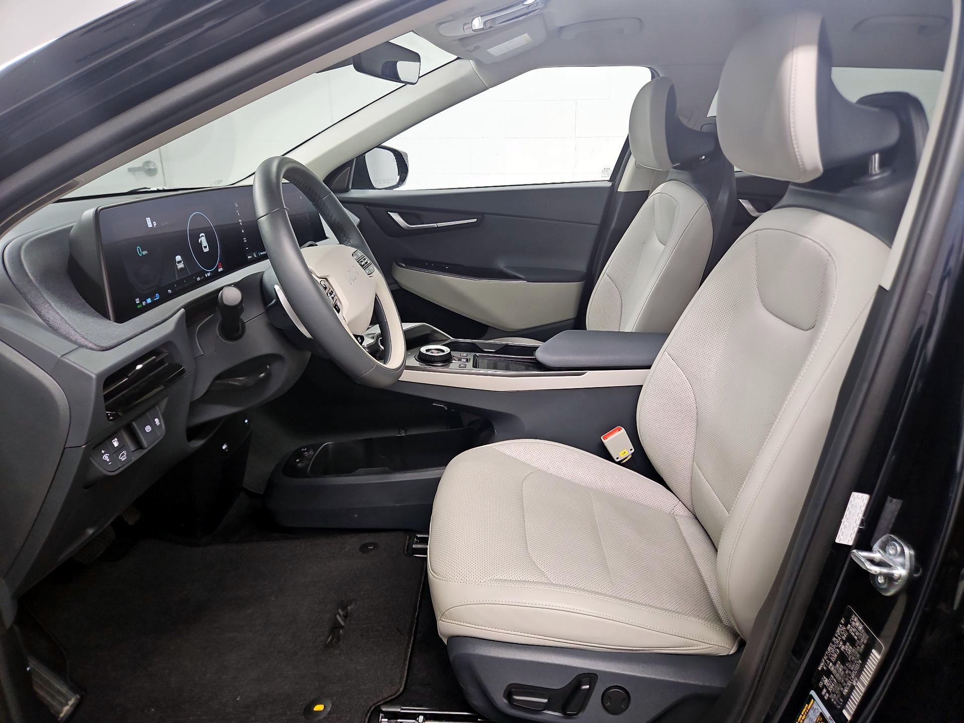 Thumbnail: 2024 Kia EV6 - 11