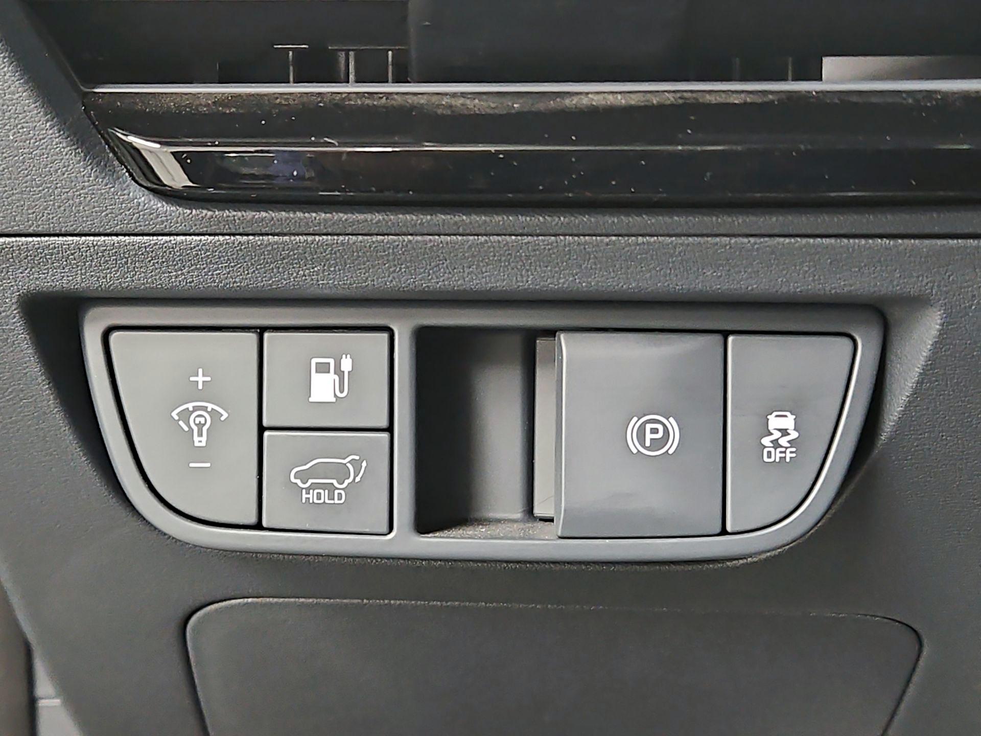 Thumbnail: 2024 Kia EV6 - 13