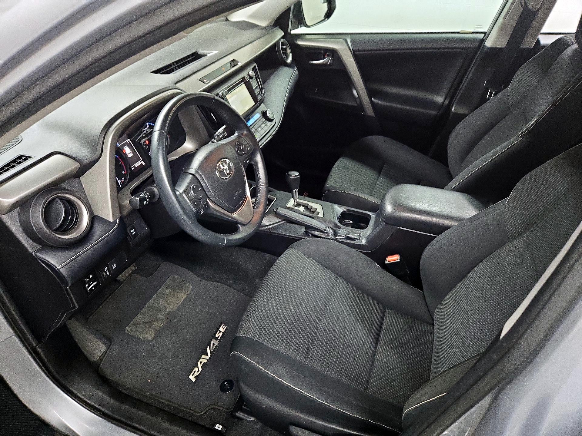 Thumbnail: 2018 Toyota RAV4 - 11