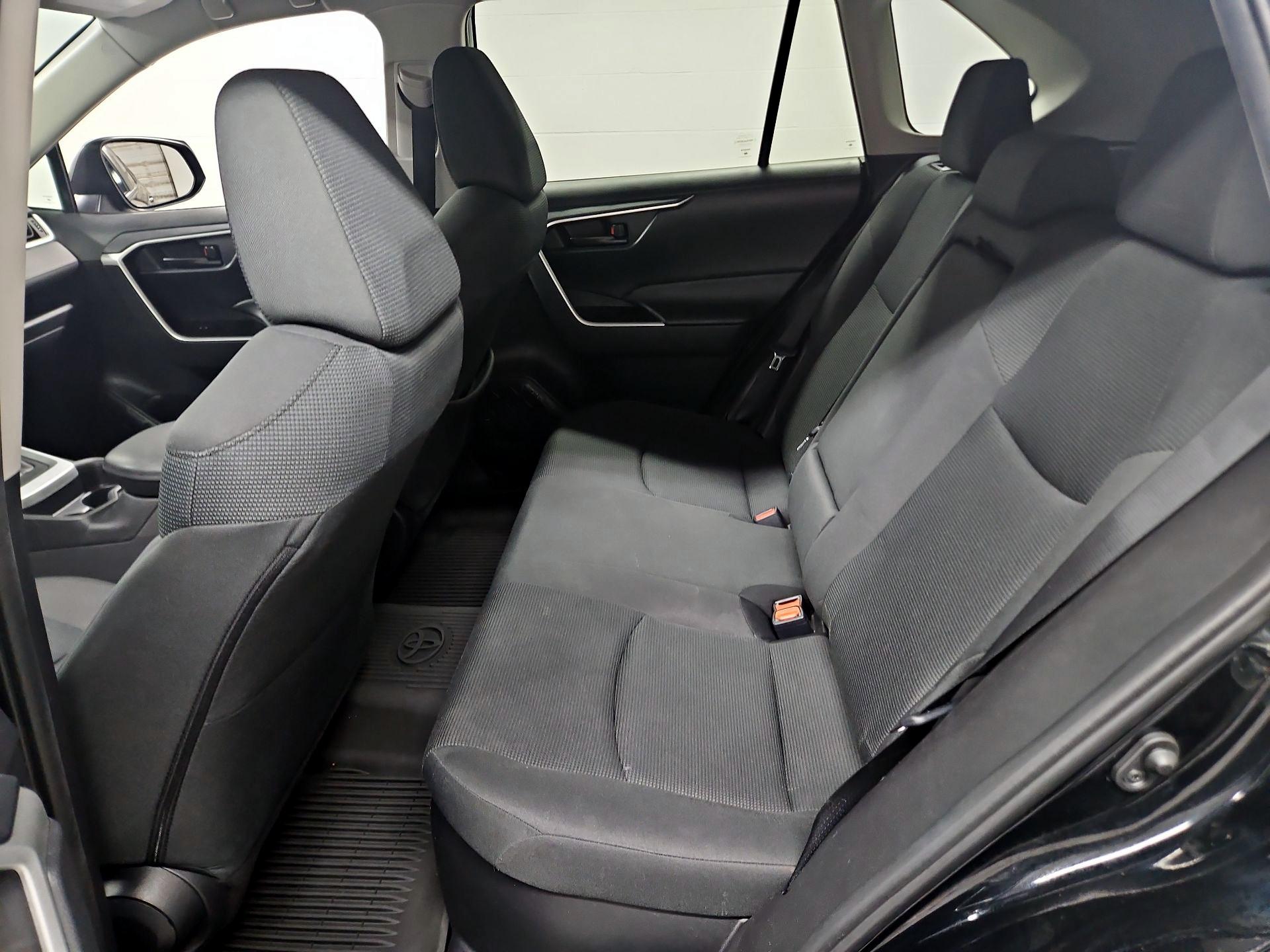 Thumbnail: 2021 Toyota RAV4 - 19