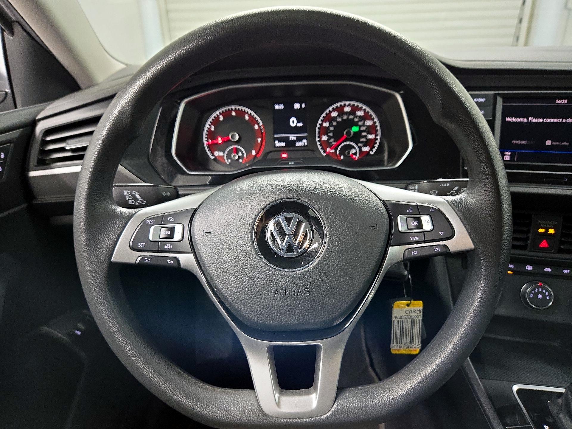 Thumbnail: 2019 Volkswagen Jetta - 10