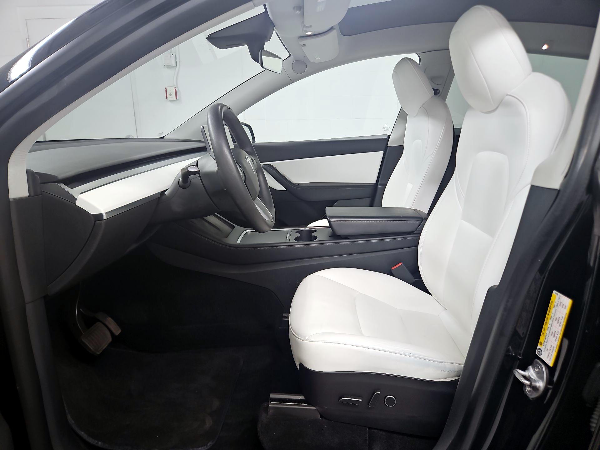 Thumbnail: 2022 Tesla Model Y - 11