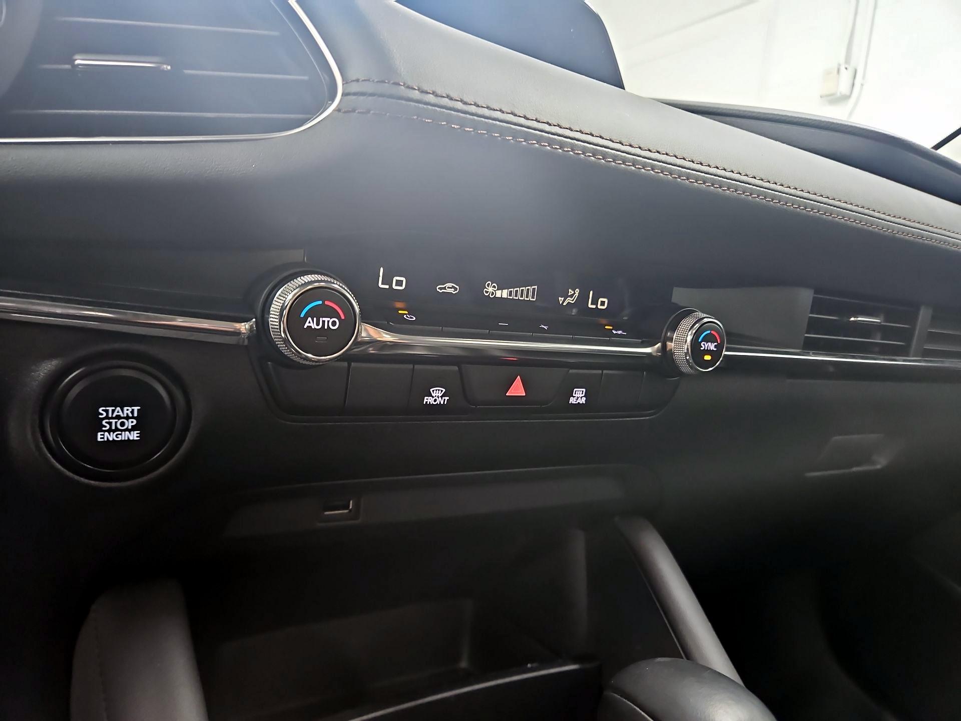 Thumbnail: 2019 Mazda Mazda3 - 16
