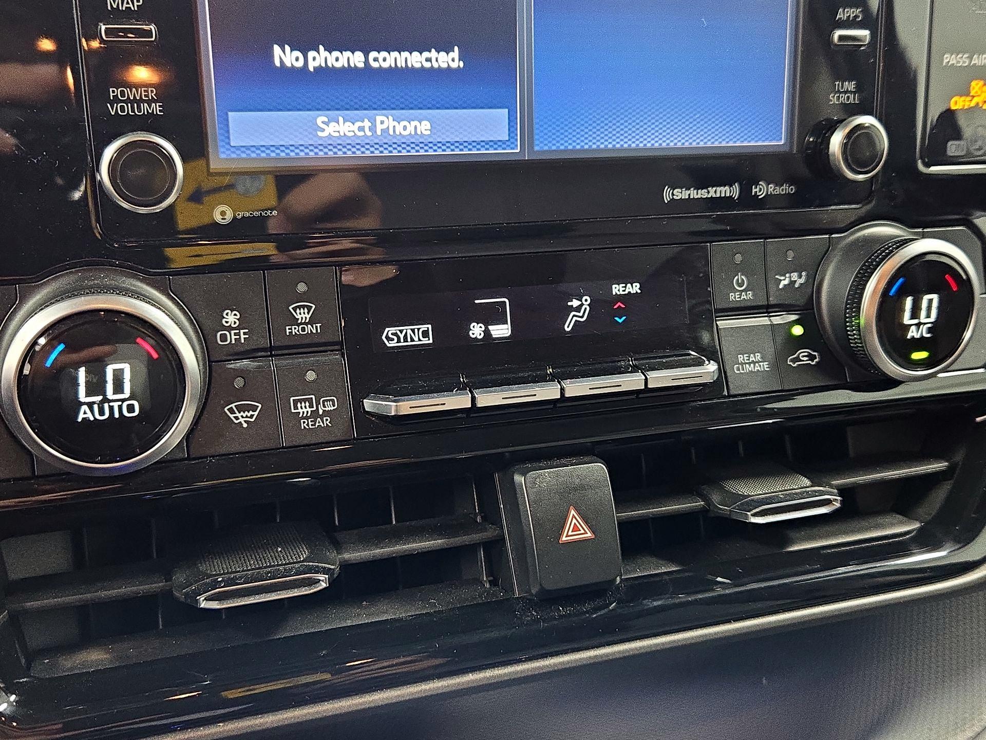 Thumbnail: 2021 Toyota Highlander - 16
