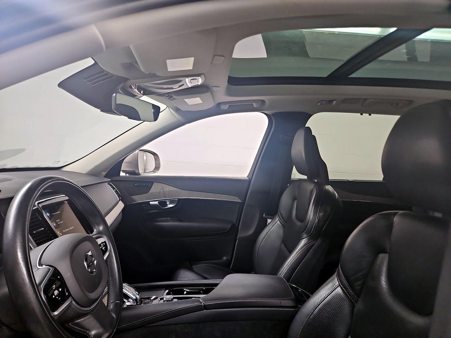 Thumbnail: 2021 Volvo XC90 - 20