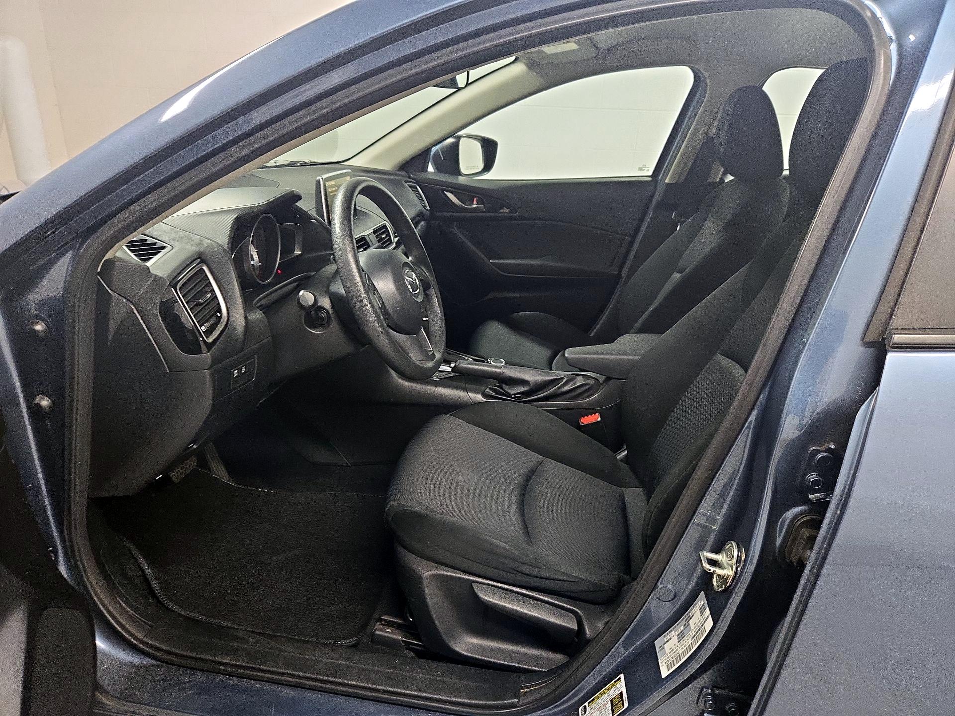 Thumbnail: 2015 Mazda Mazda3 - 11