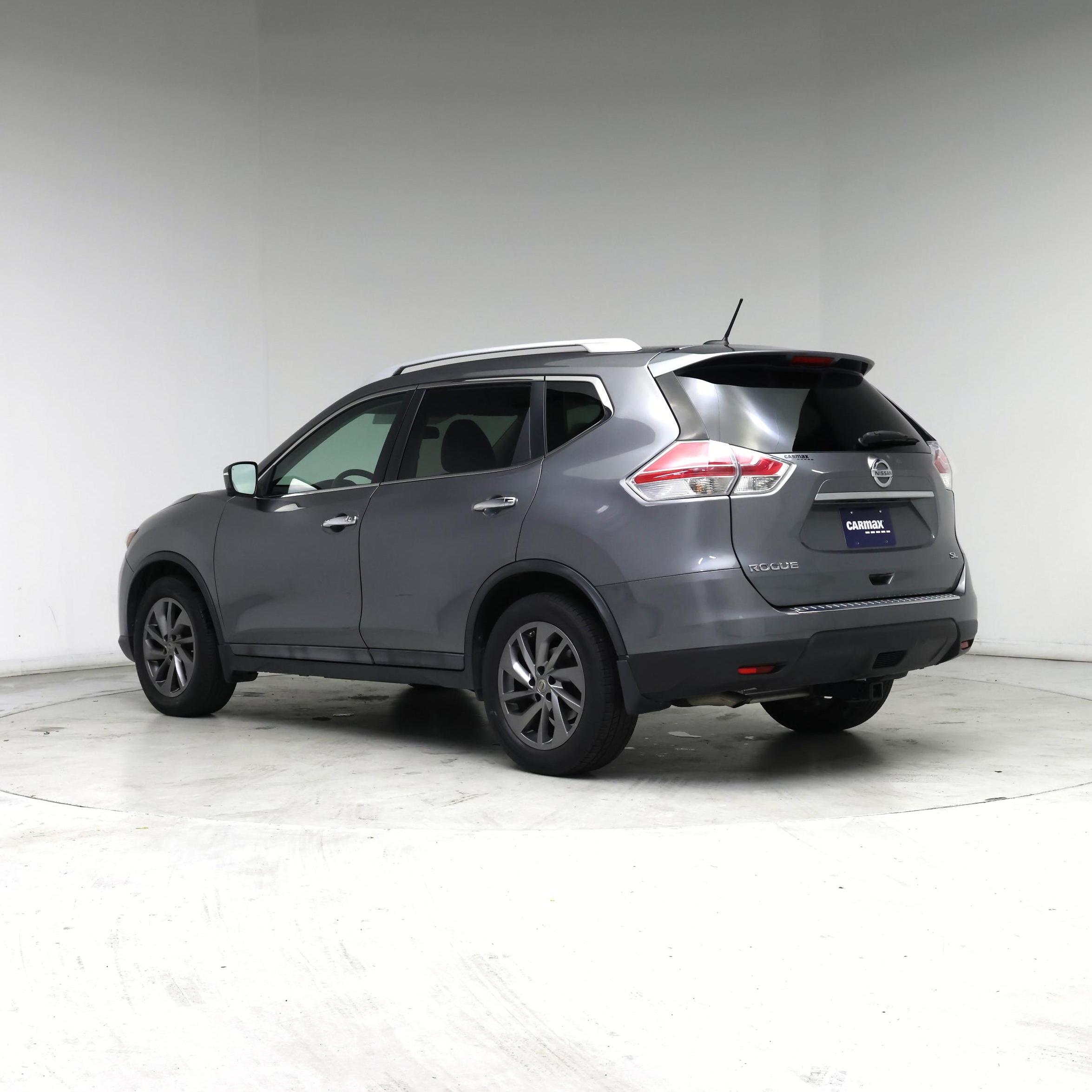 Thumbnail: 2015 Nissan Rogue - 2