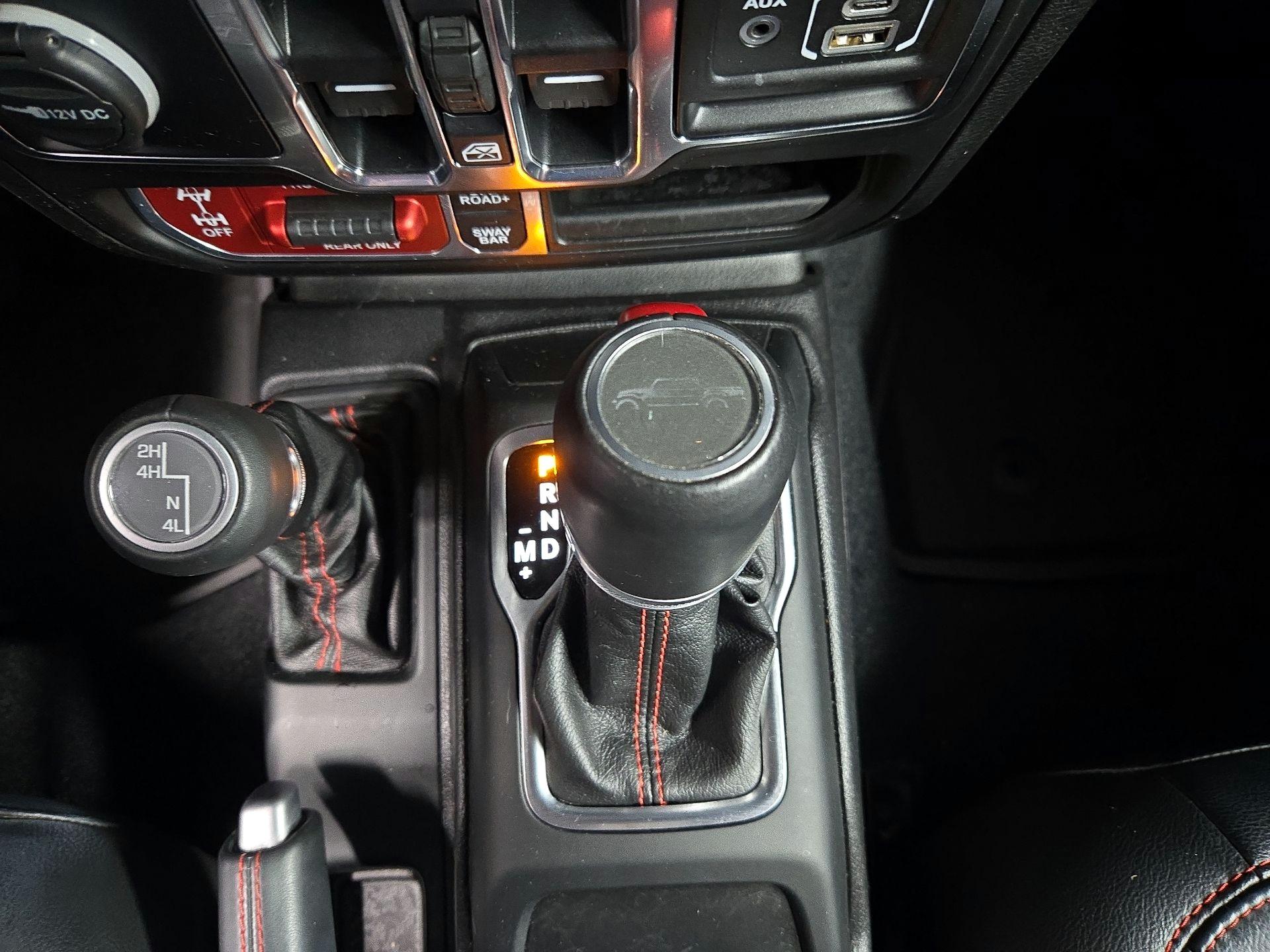 Thumbnail: 2021 Jeep Gladiator - 17