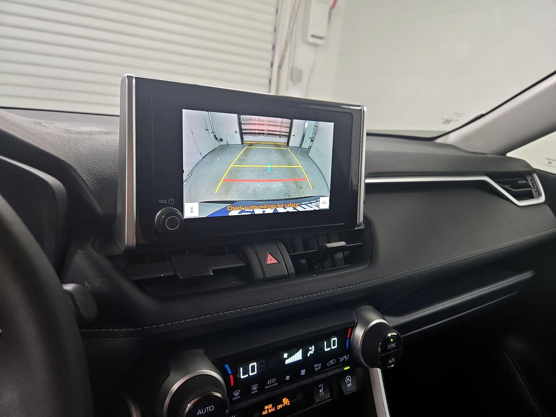 Thumbnail: 2023 Toyota RAV4 - 14