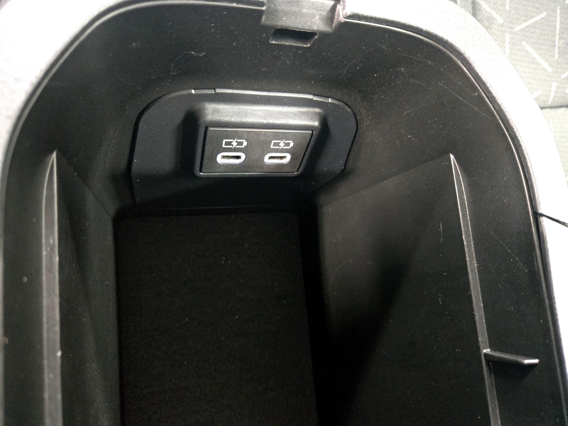 Thumbnail: 2023 Toyota RAV4 - 18