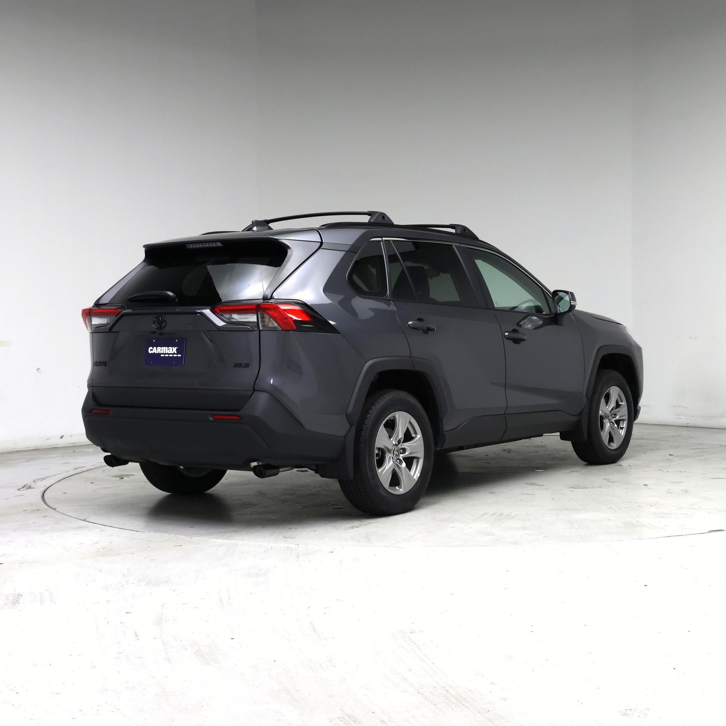 Thumbnail: 2025 Toyota RAV4 - 8