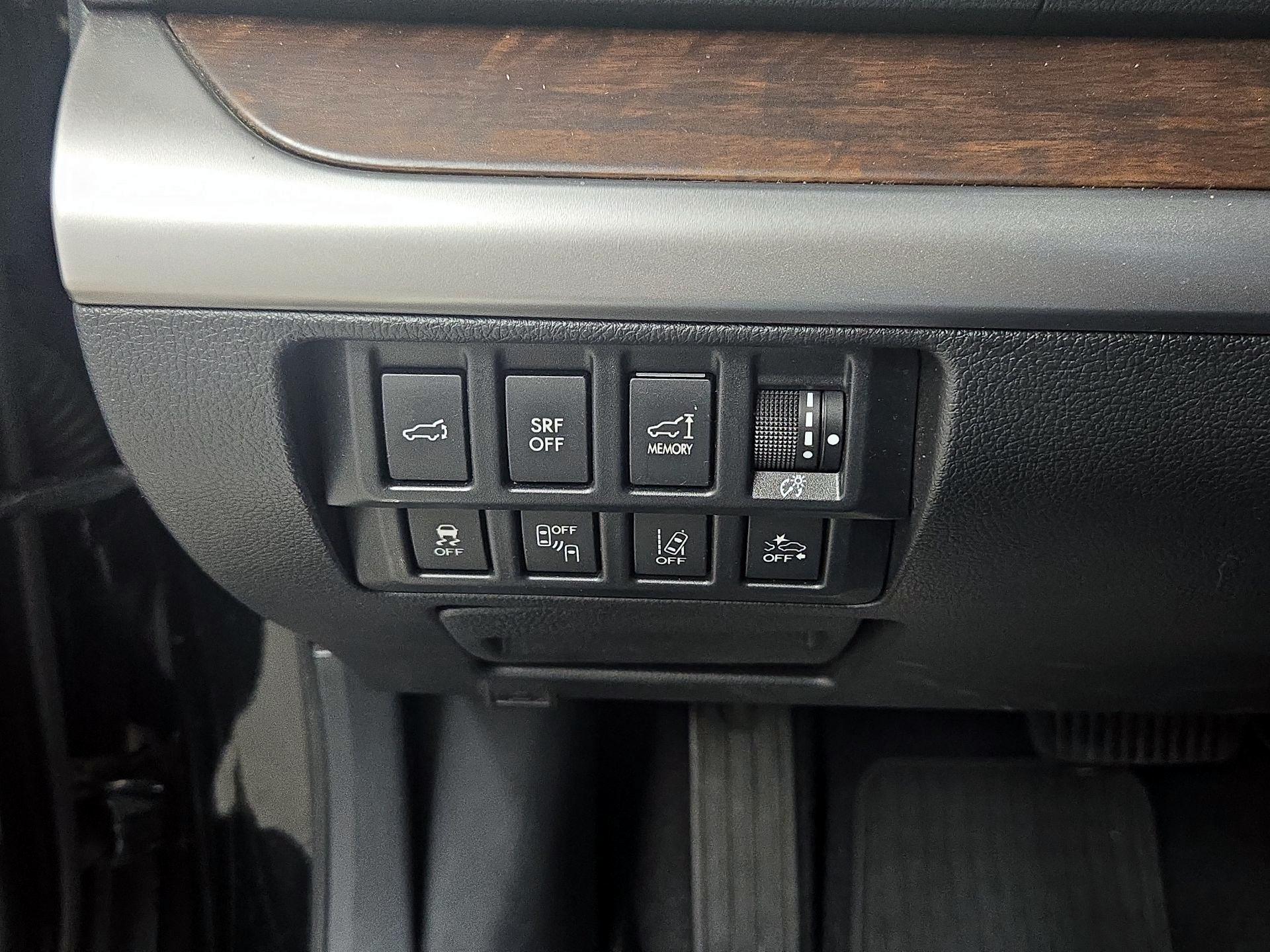 Thumbnail: 2015 Subaru Outback - 13